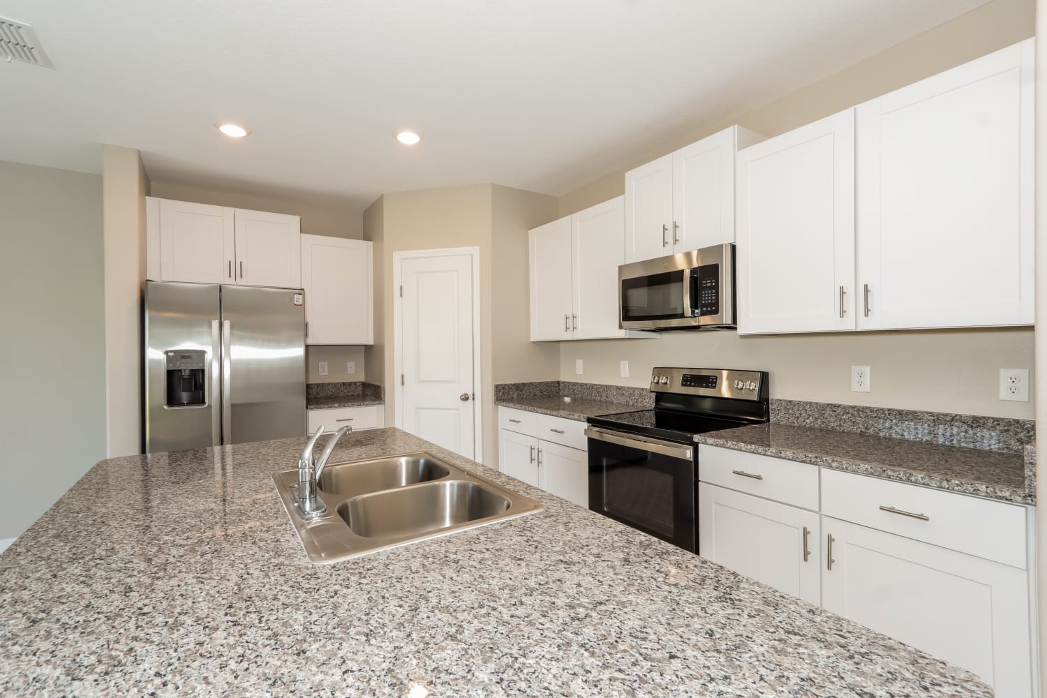 2262 Treesdale Ave, Ruskin photo 7
