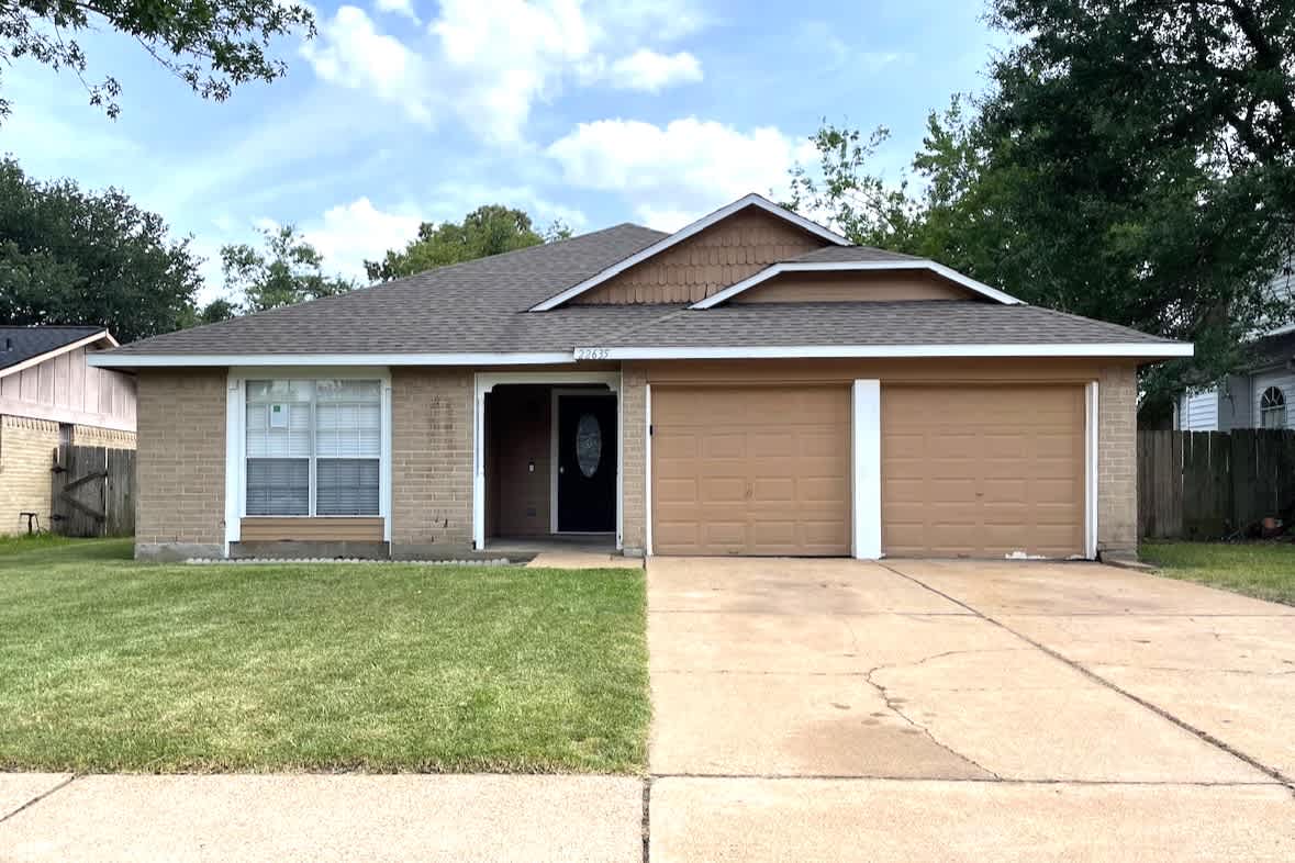 Front of 22635 Leedstown Ln, Katy, TX