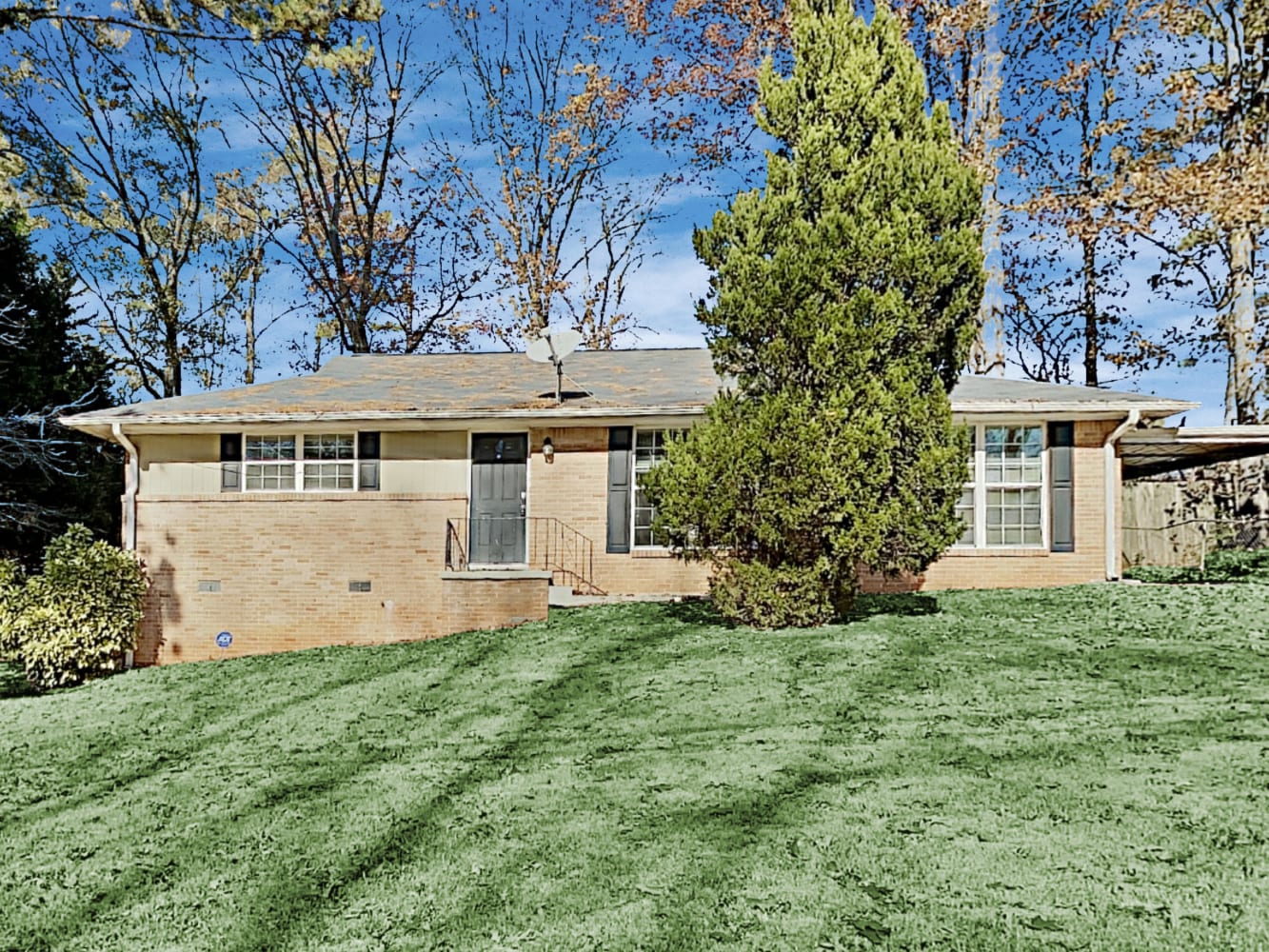 227 Evergreen Dr SE, Marietta photo 1
