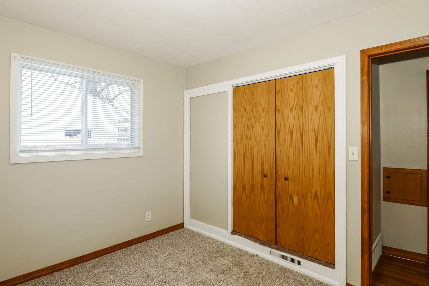 2273 Sierra Dr, White Bear Lake photo 9