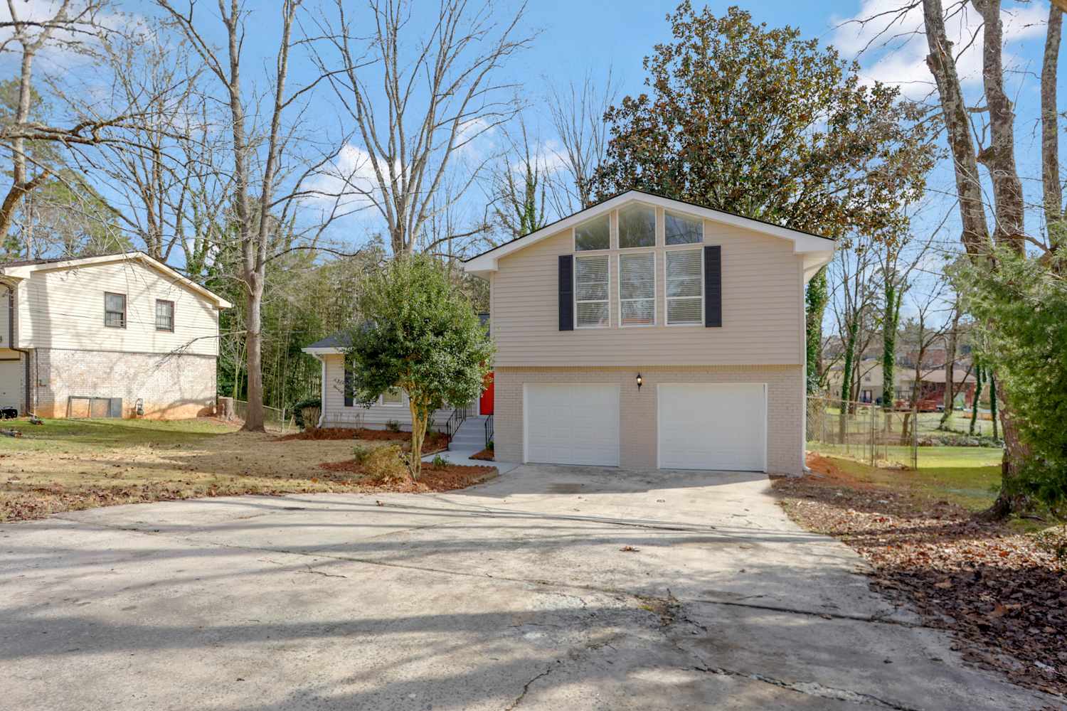 Front of 2290 Emerald Springs Dr, Decatur, GA