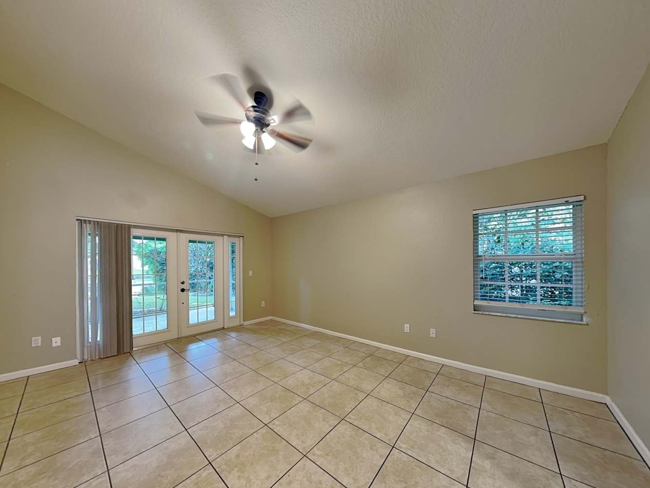 2293 Stonegate Dr, Wellington photo 11