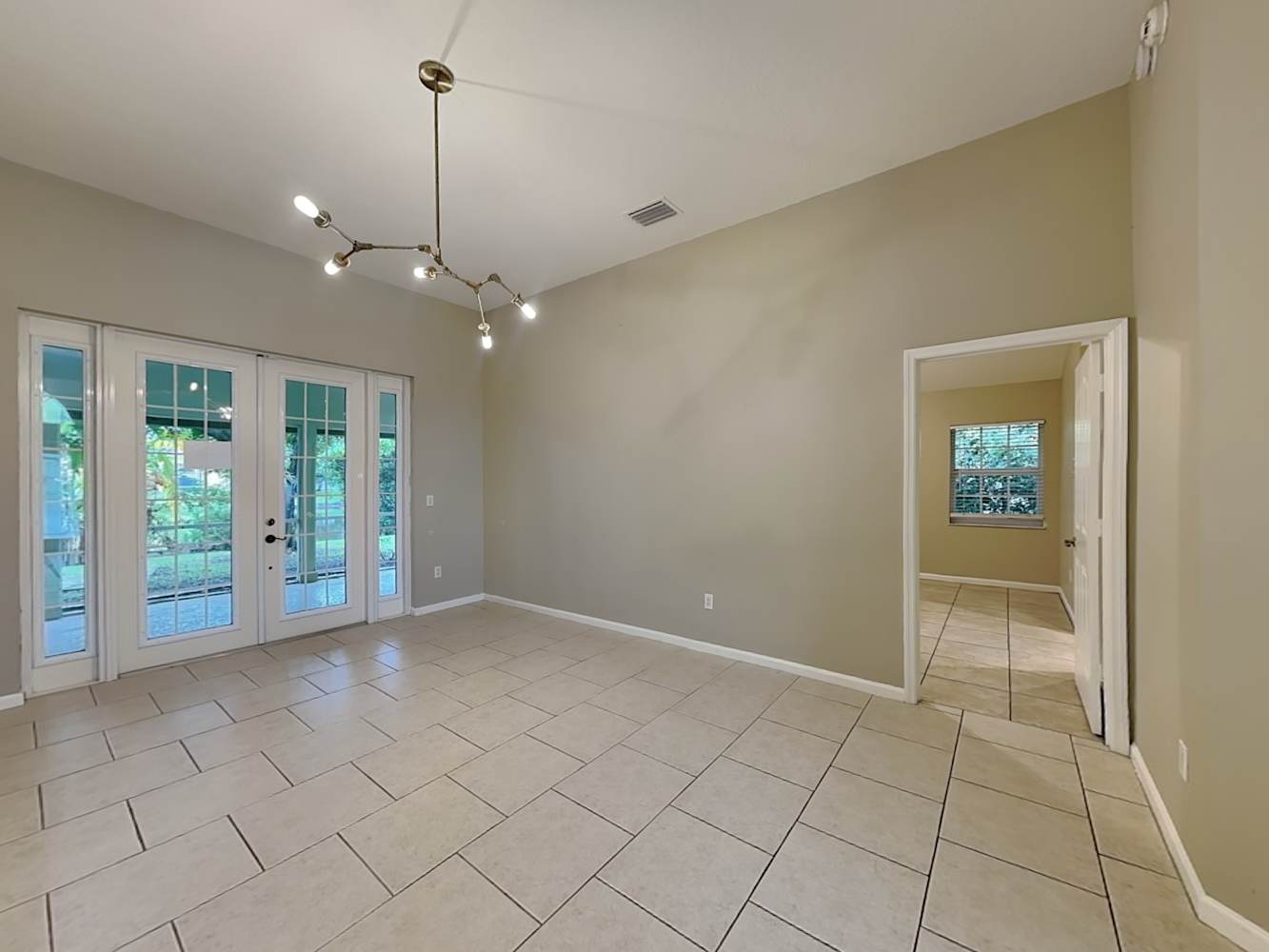 2293 Stonegate Dr, Wellington photo 5