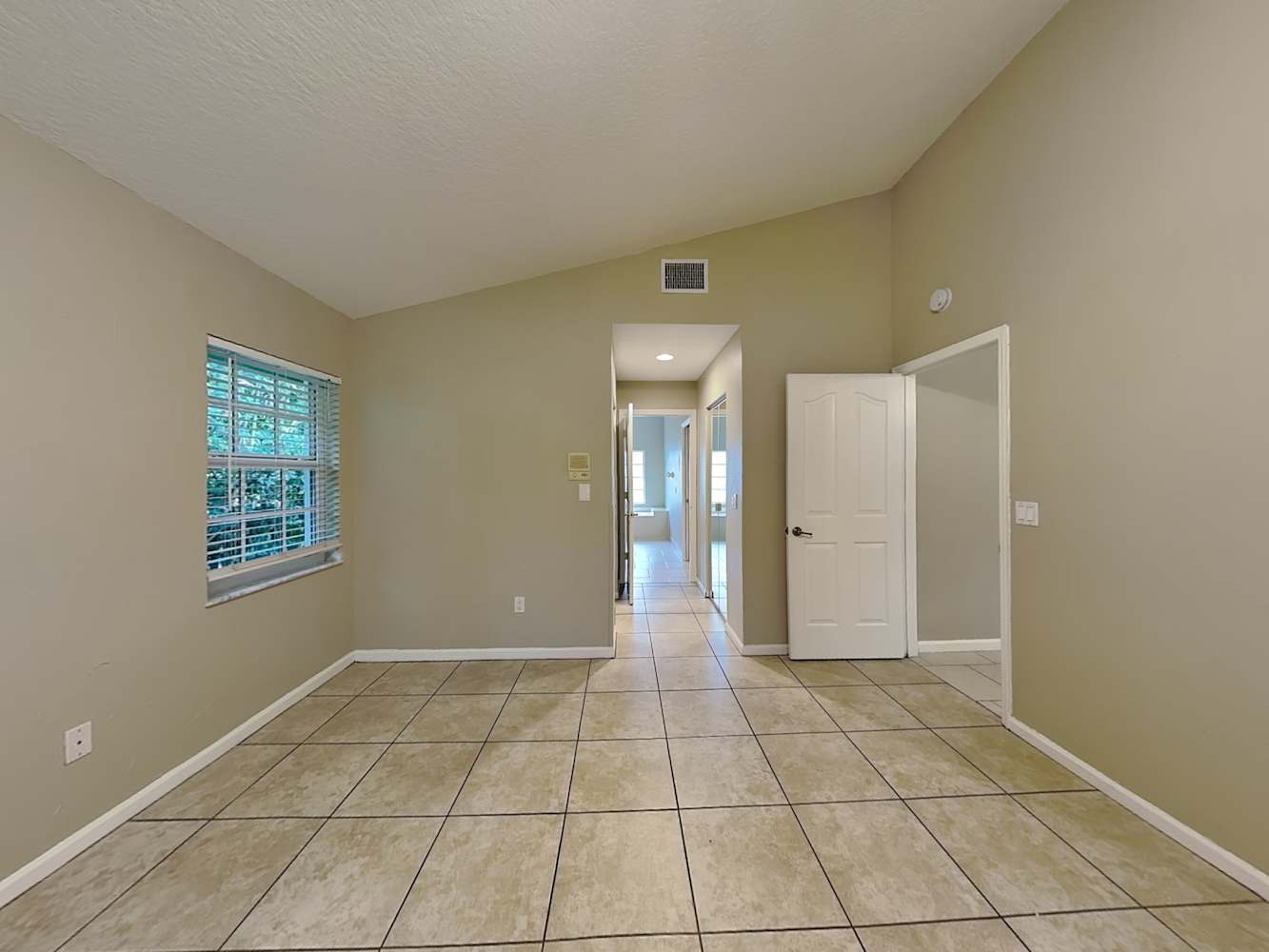 2293 Stonegate Dr, Wellington photo 12