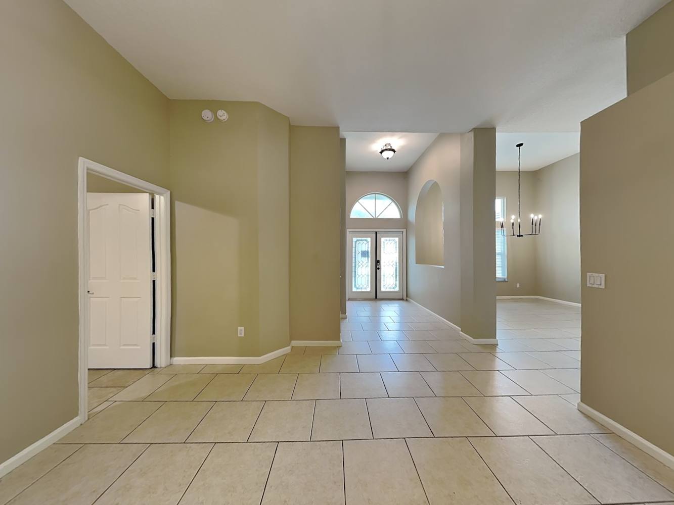 2293 Stonegate Dr, Wellington photo 3