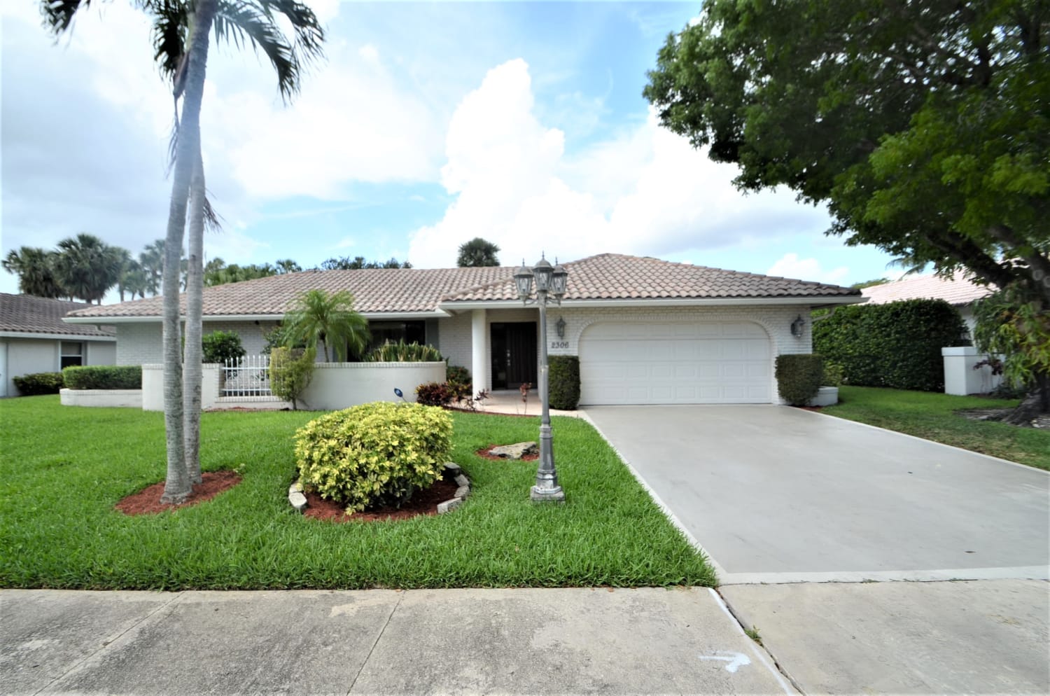Front of 2306 Deer Creek Trl, Deerfield Beach, FL