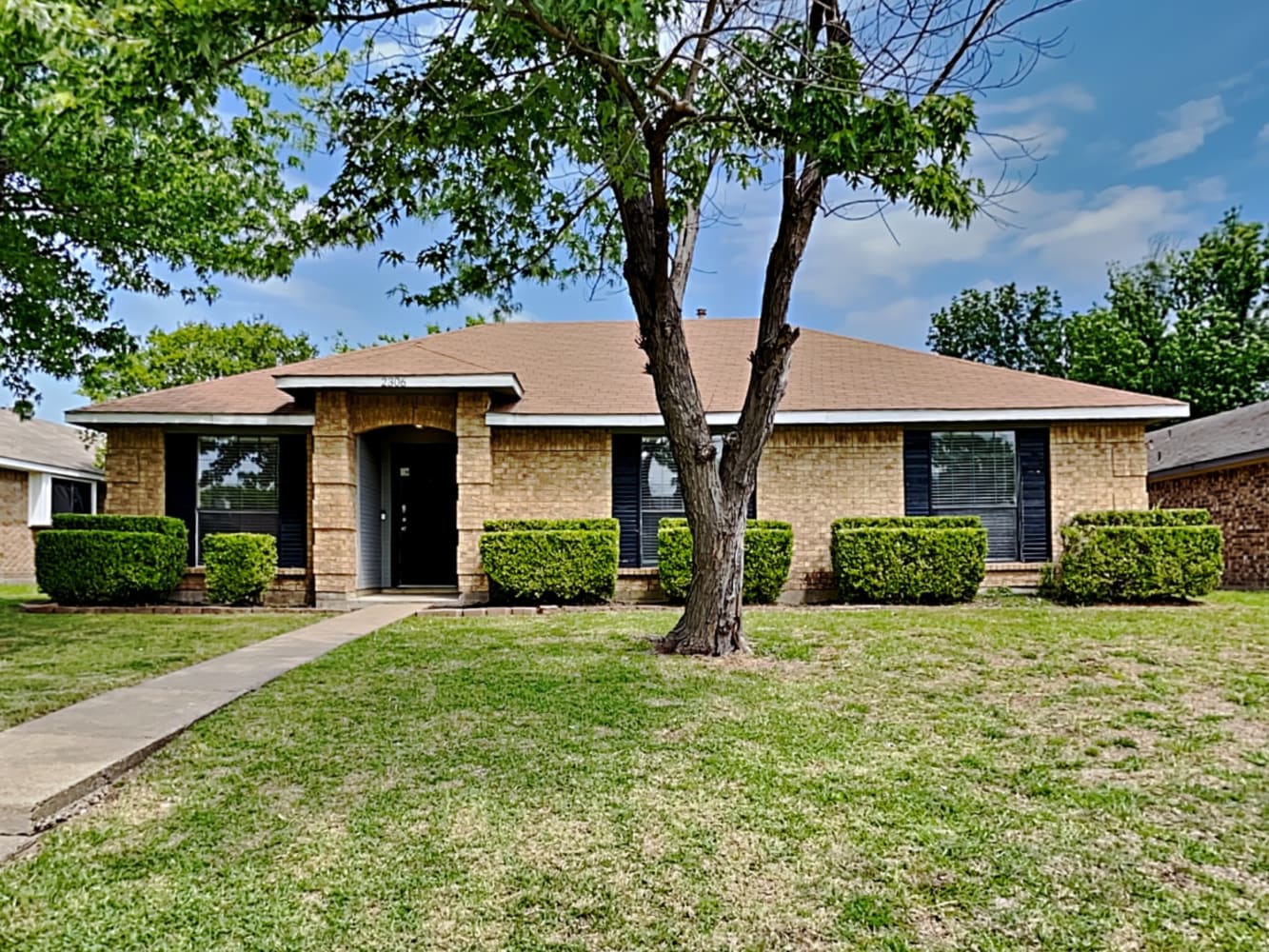 2306 Lakeshore Ln, Rowlett photo 1