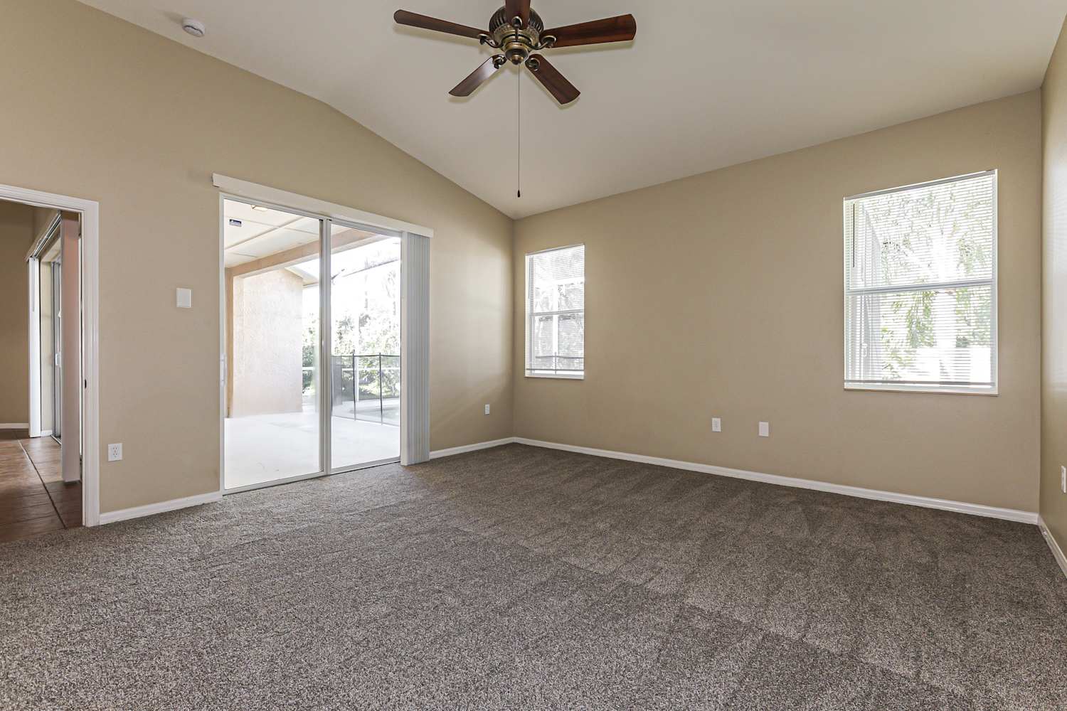 2313 Nesslewood Dr, Wesley Chapel photo 11