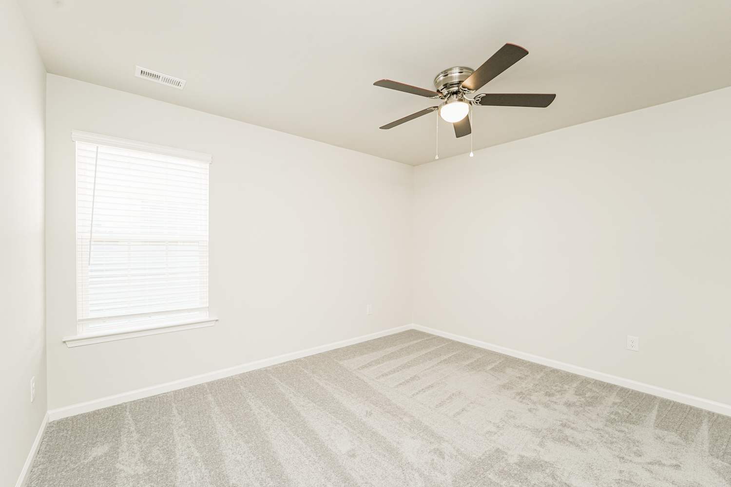 2327 Ravenglass Way, Maiden photo 14
