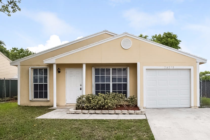 Front of 23275 Noel Way, Boca Raton, FL