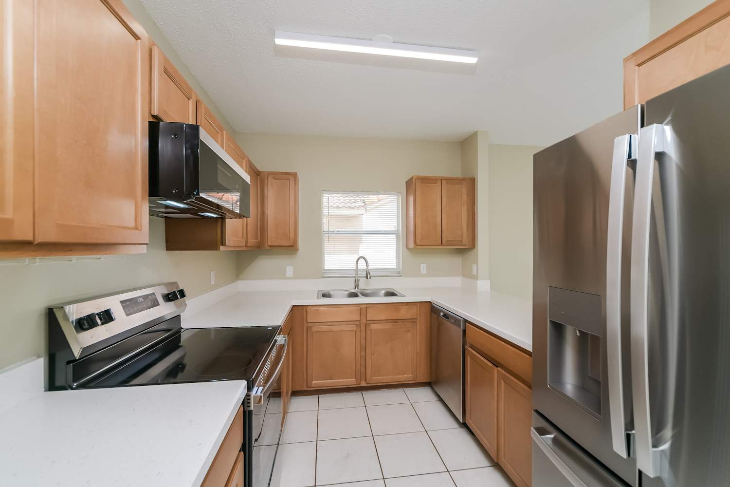 2337 Cordova Ct, Kissimmee photo 8
