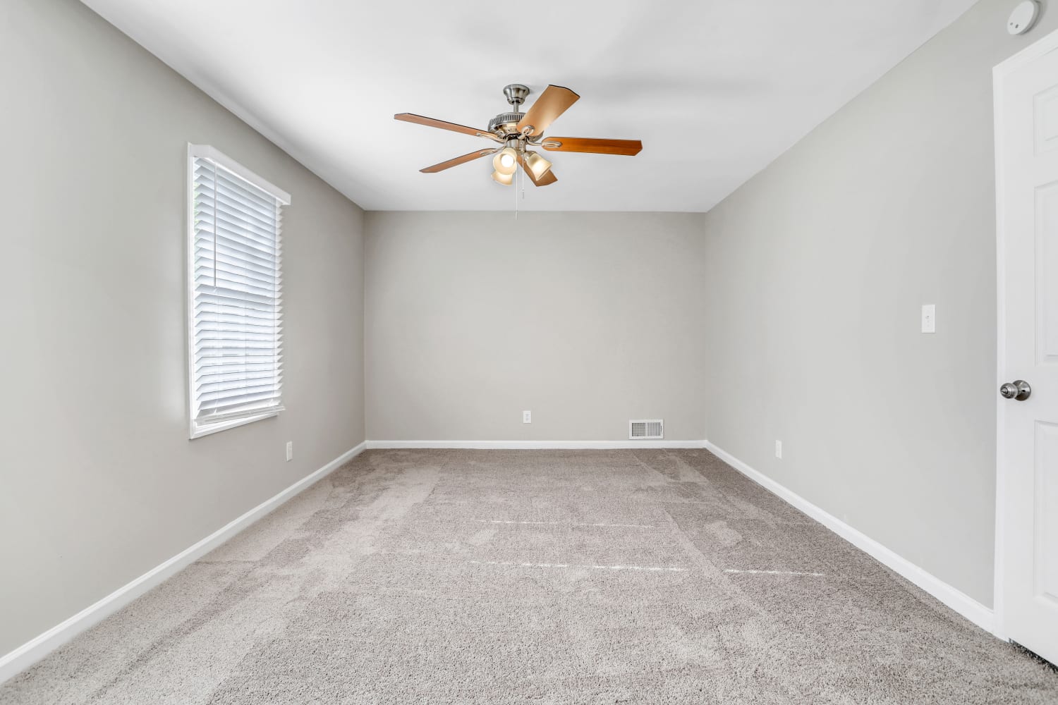 2339 Chevy Chase Ln, Decatur photo 16