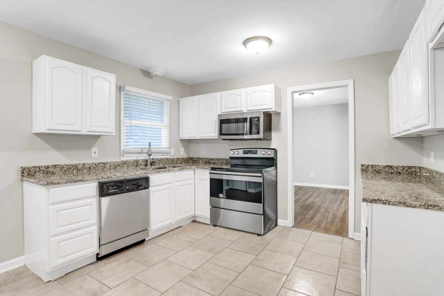 2339 Chevy Chase Ln, Decatur photo 9
