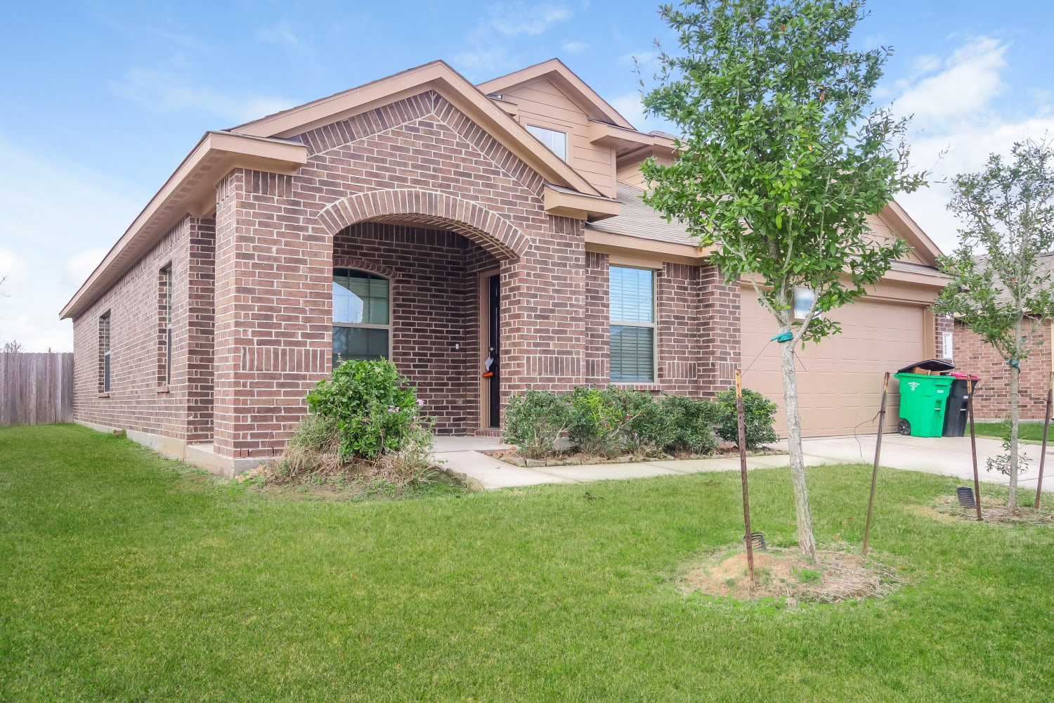 23435 Dukes Run Drive, Spring photo 1