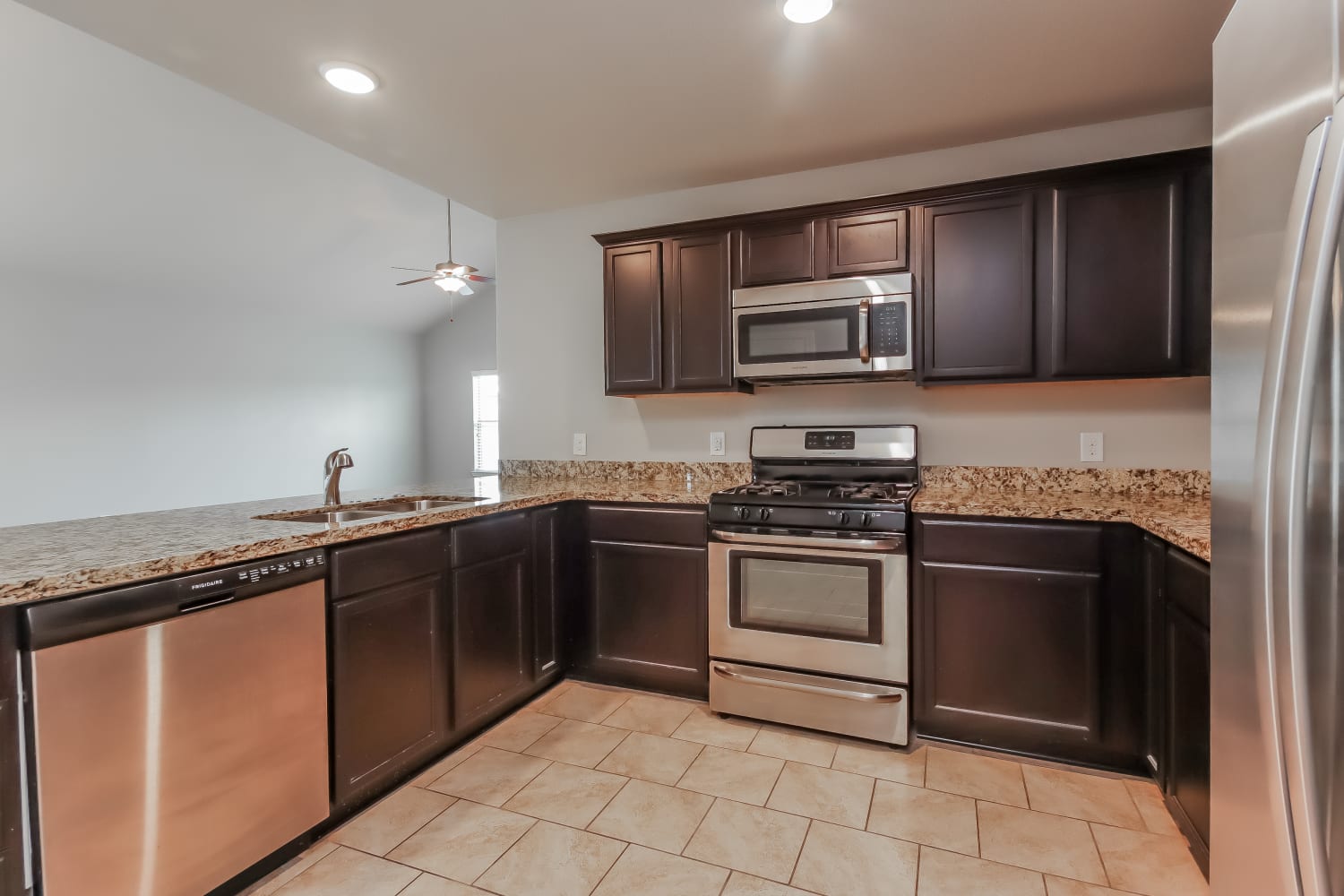 23435 Dukes Run Drive, Spring photo 8