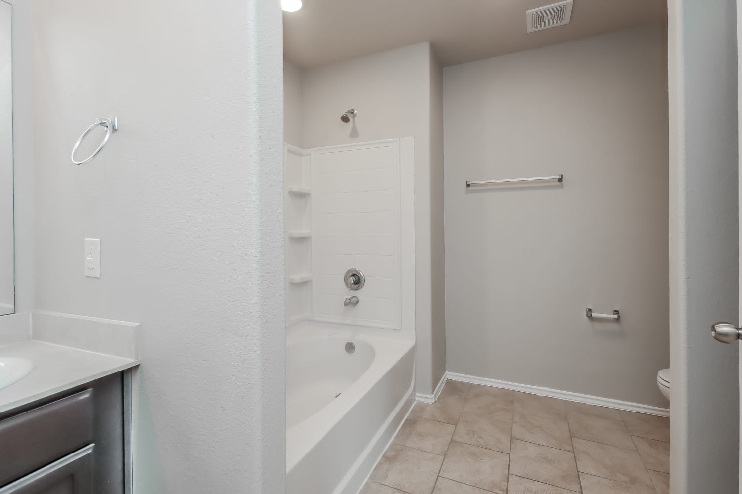 23435 Dukes Run Drive, Spring photo 13