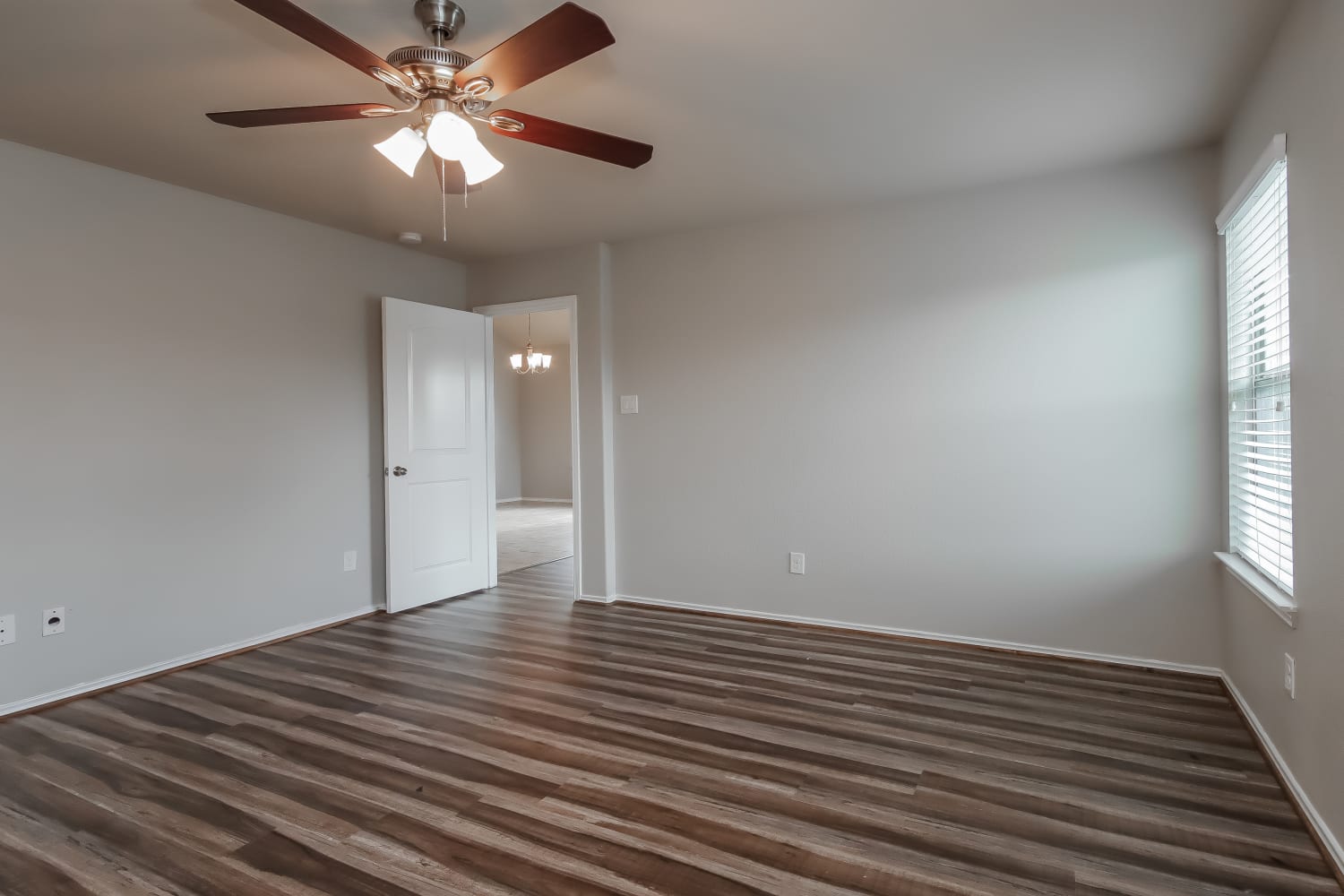 23435 Dukes Run Drive, Spring photo 10