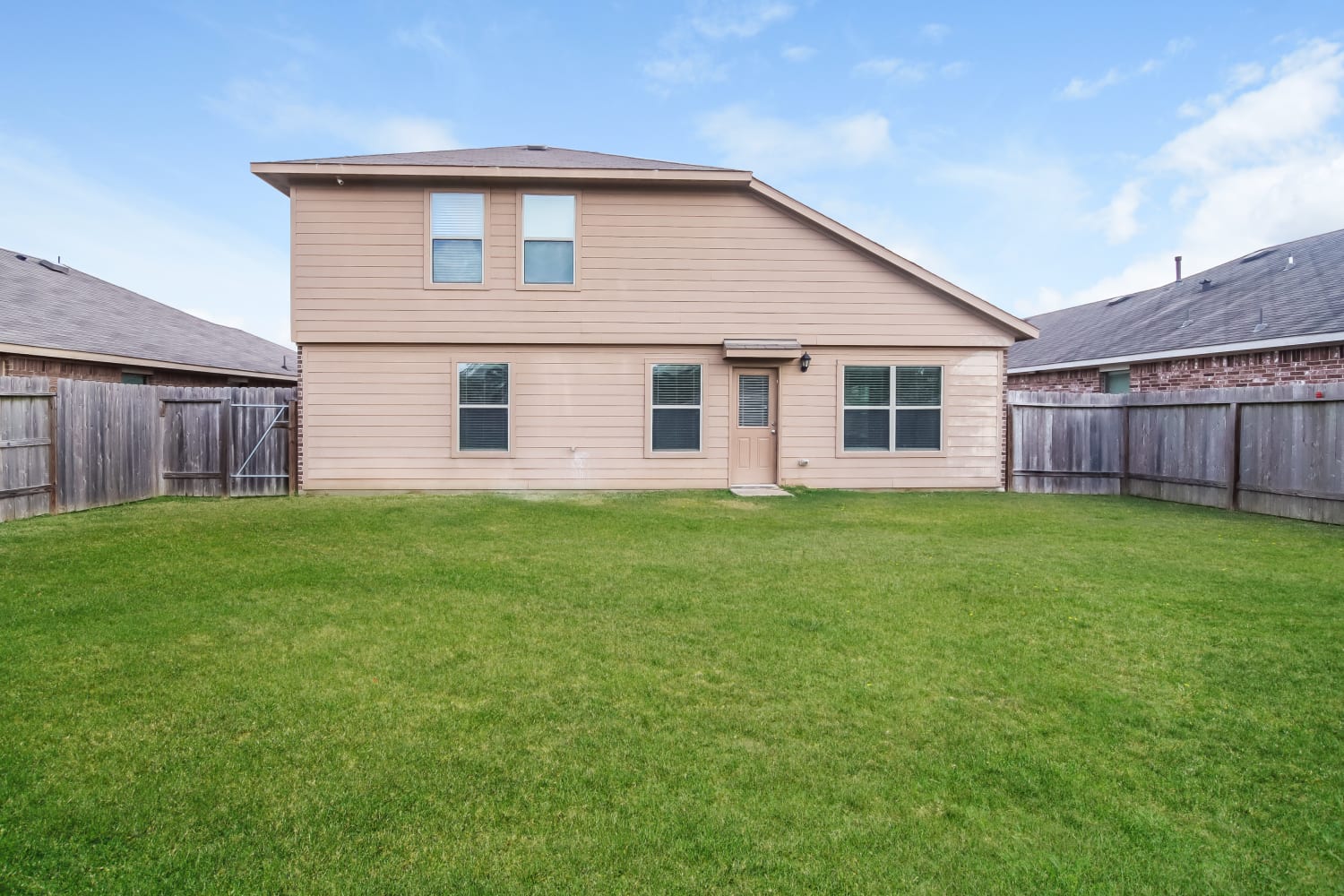 23435 Dukes Run Drive, Spring photo 15