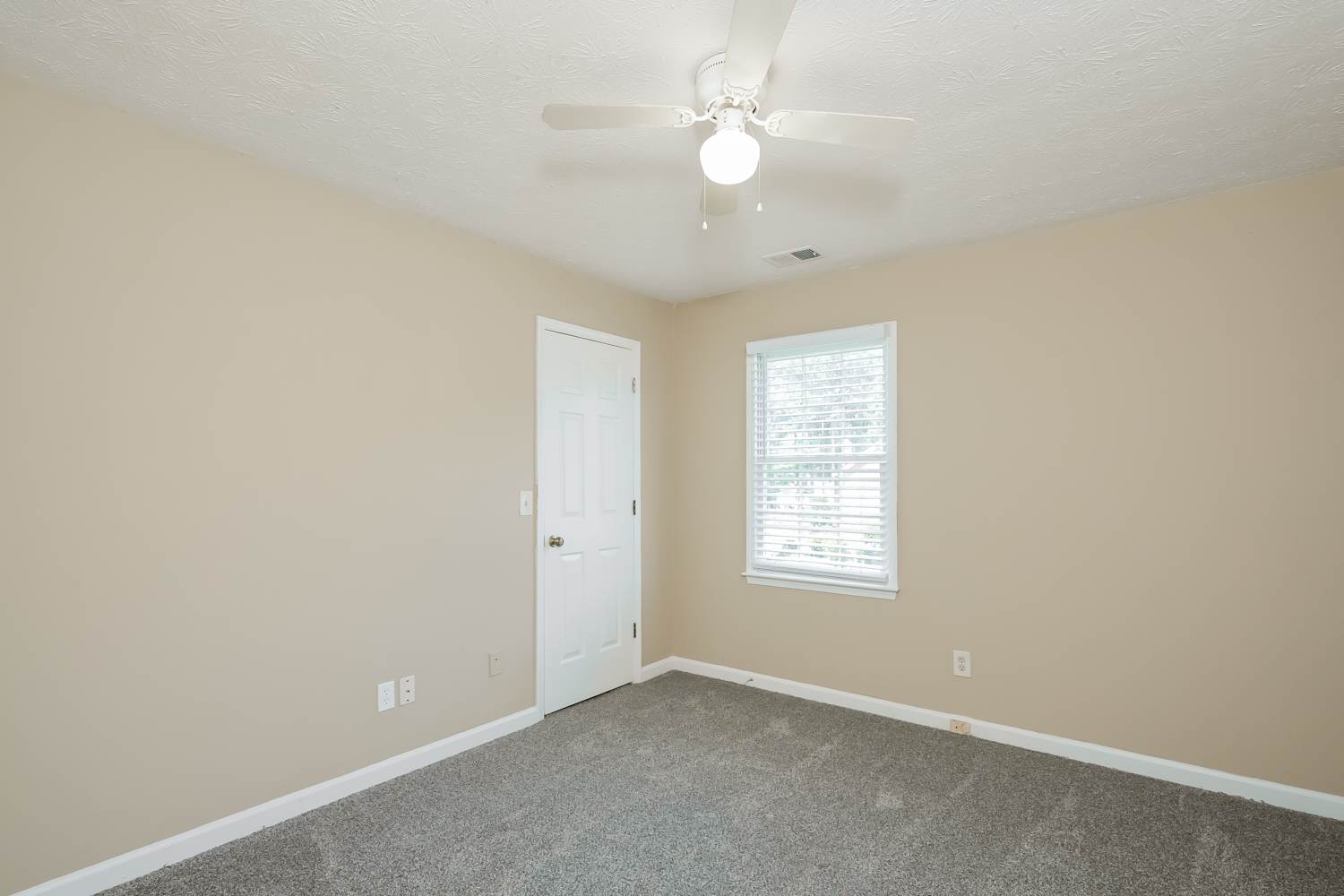 2350 Ciji Cir, Snellville photo 13