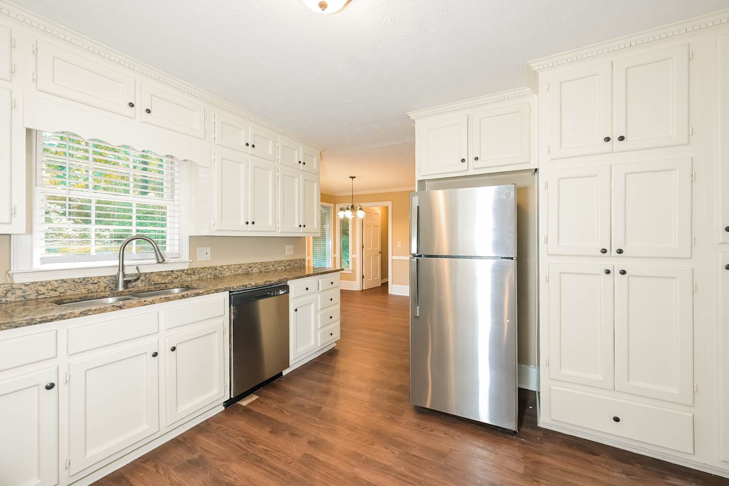 2350 Ciji Cir, Snellville photo 7