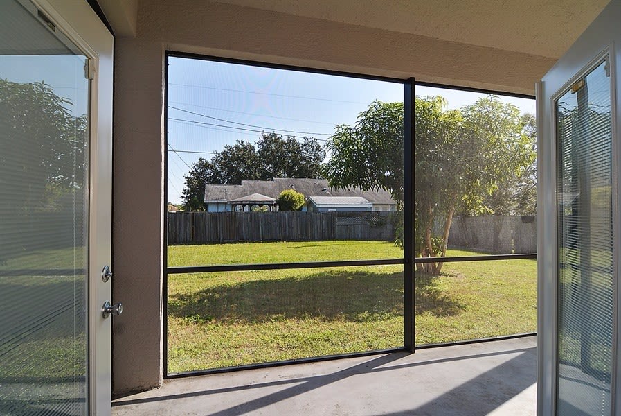 2351 SW Freeman St, Port Saint Lucie photo 10