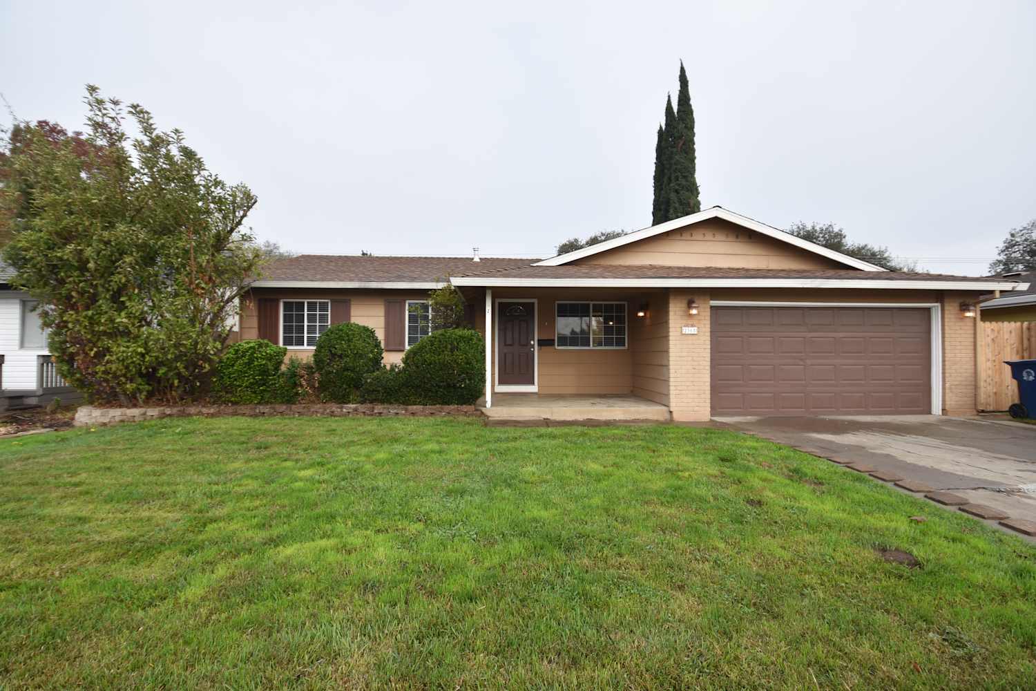 2365 La Loma Dr, Rancho Cordova photo 1