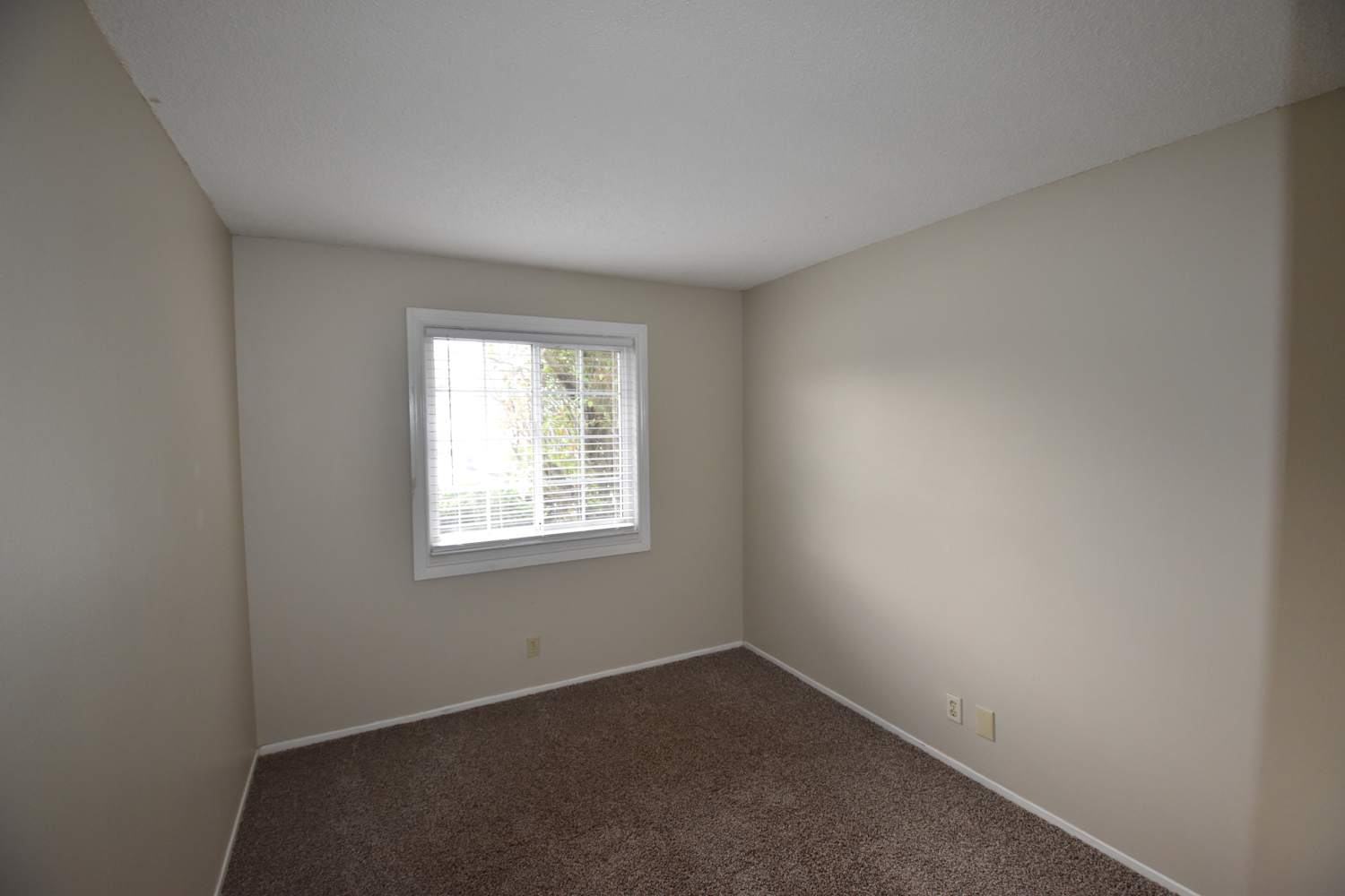 2365 La Loma Dr, Rancho Cordova photo 9