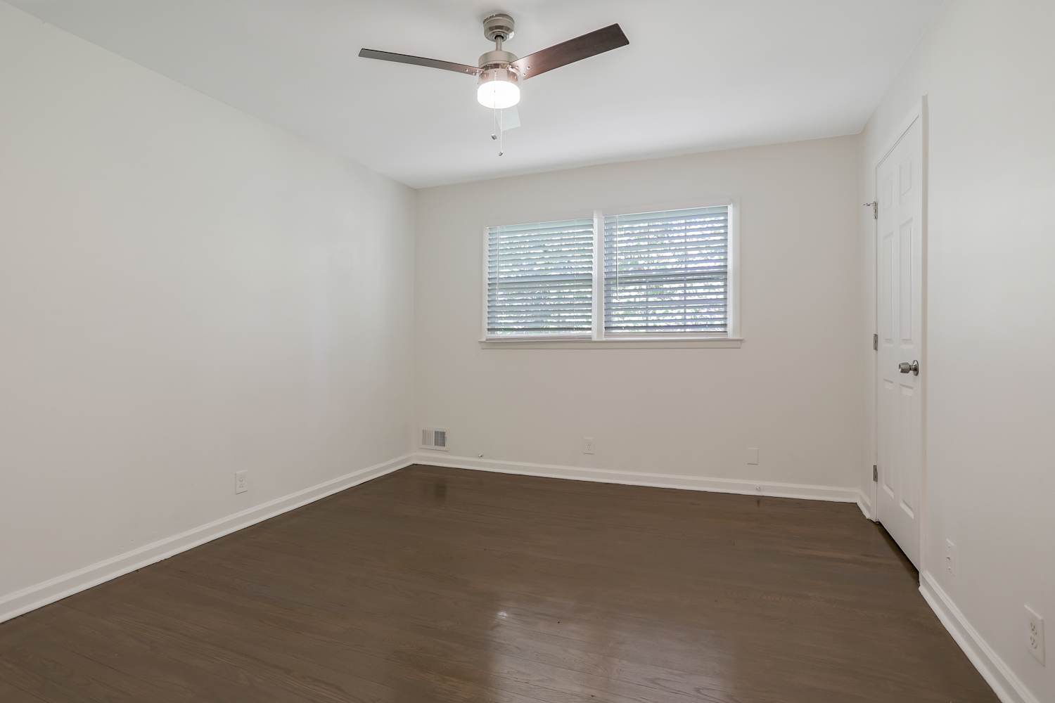 2372 Oakridge Ct, Decatur photo 11