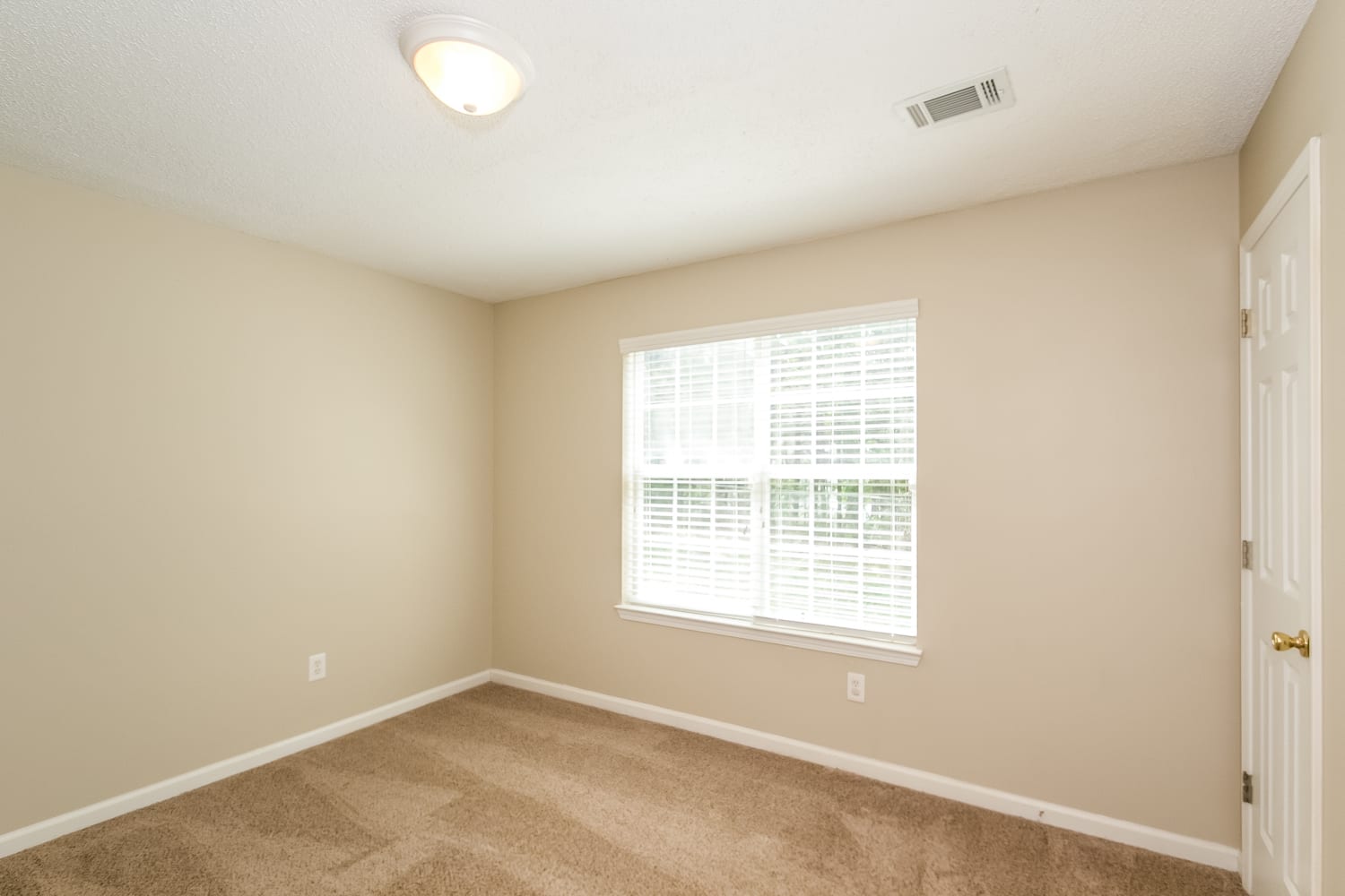 2377 Brandenberry Ct, Decatur photo 7