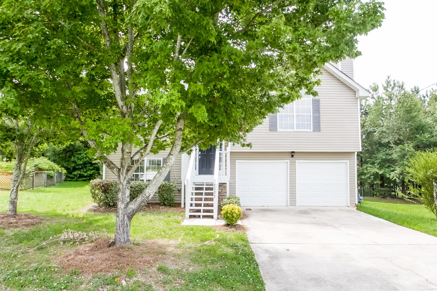 2377 Brandenberry Ct, Decatur photo 2