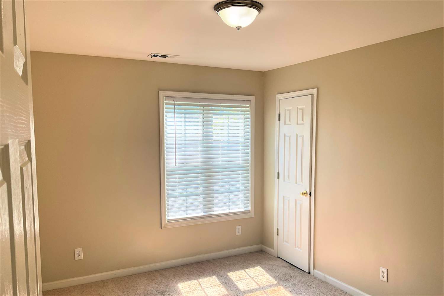 2380 Thornberry Dr, Lawrenceville photo 7