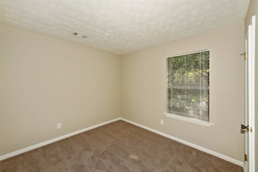 2399 Stonebridge Ln, Duluth photo 7