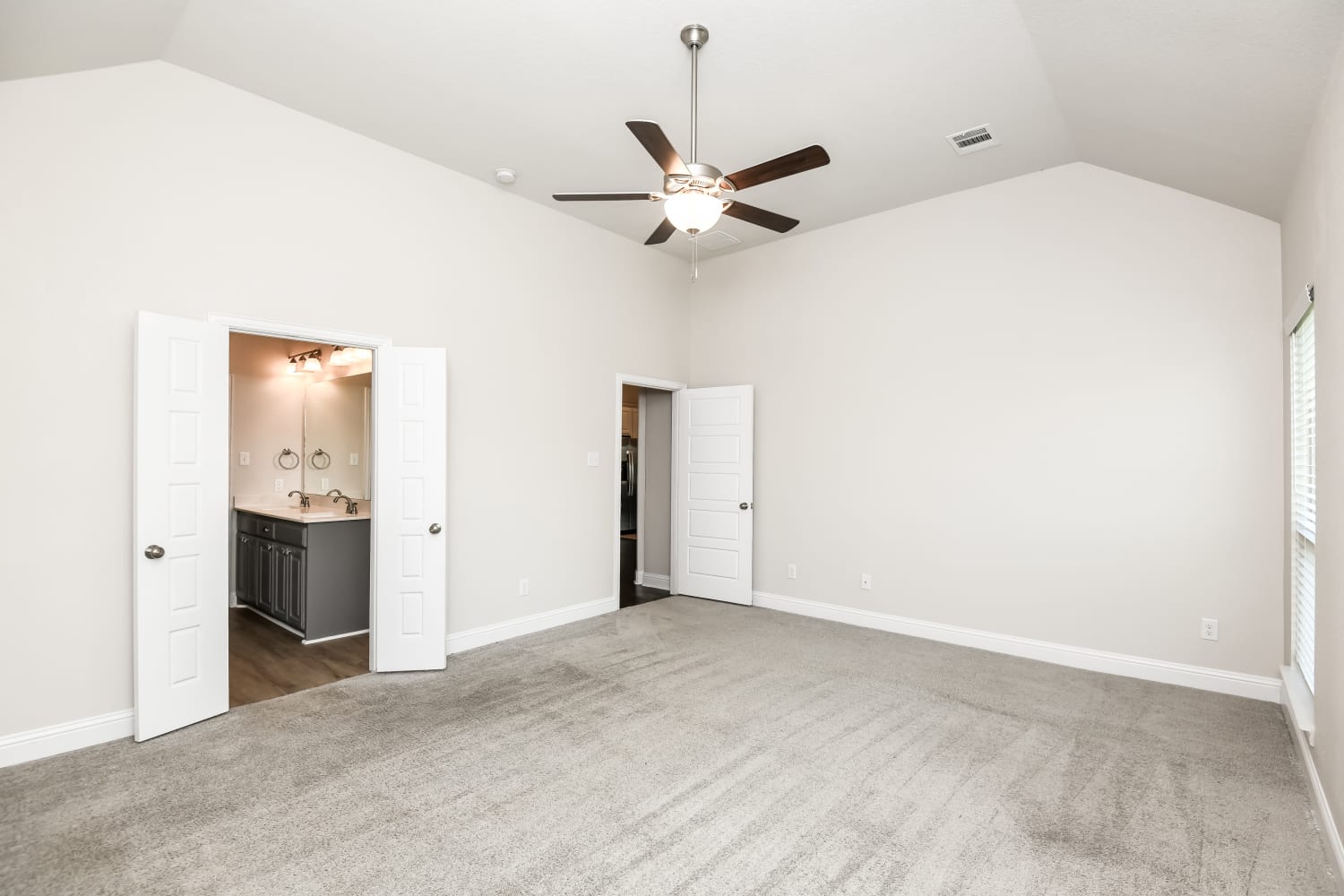 240 Old Settlers Trl, Waxahachie photo 13