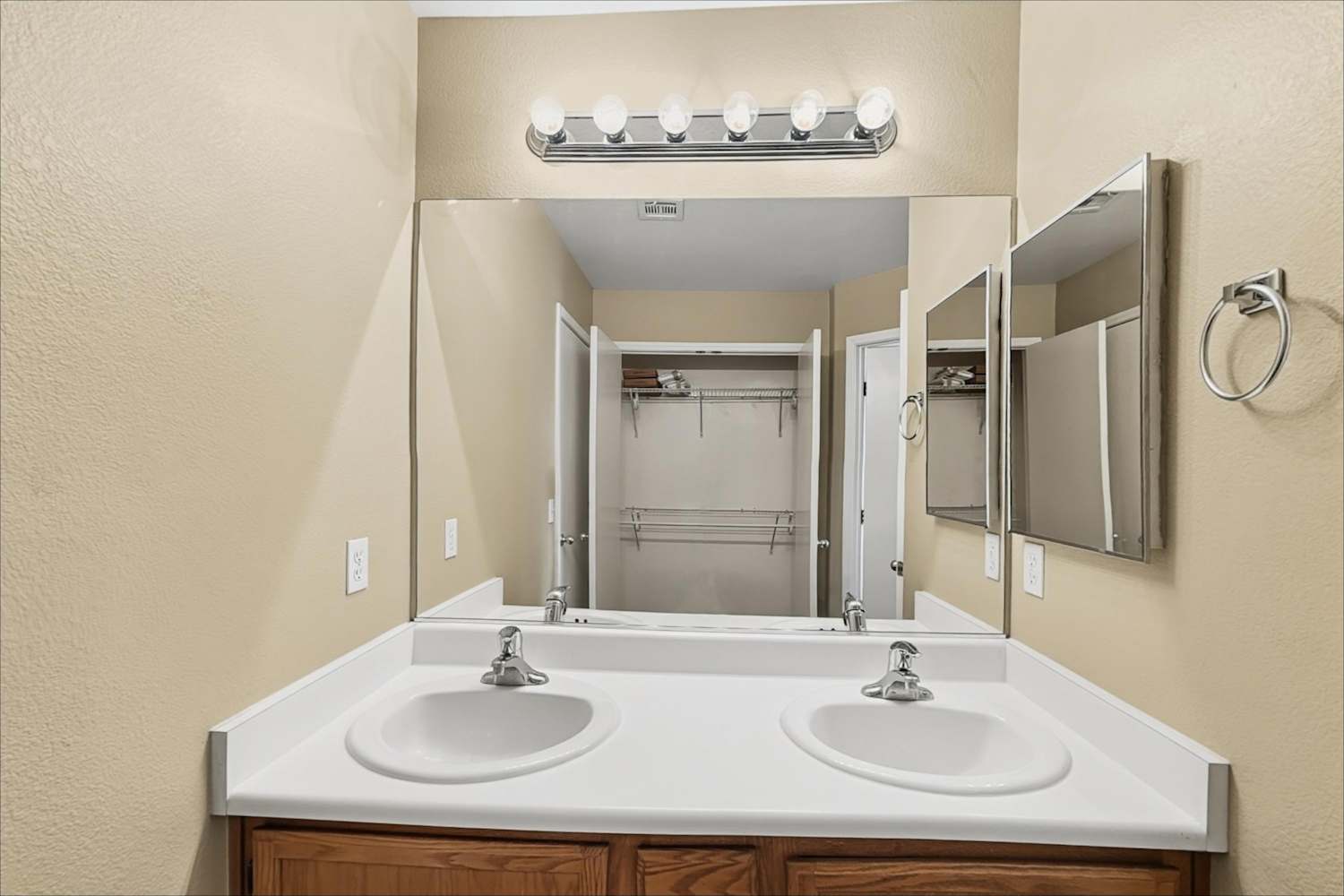 2400 Boca River Dr, Las Vegas photo 19
