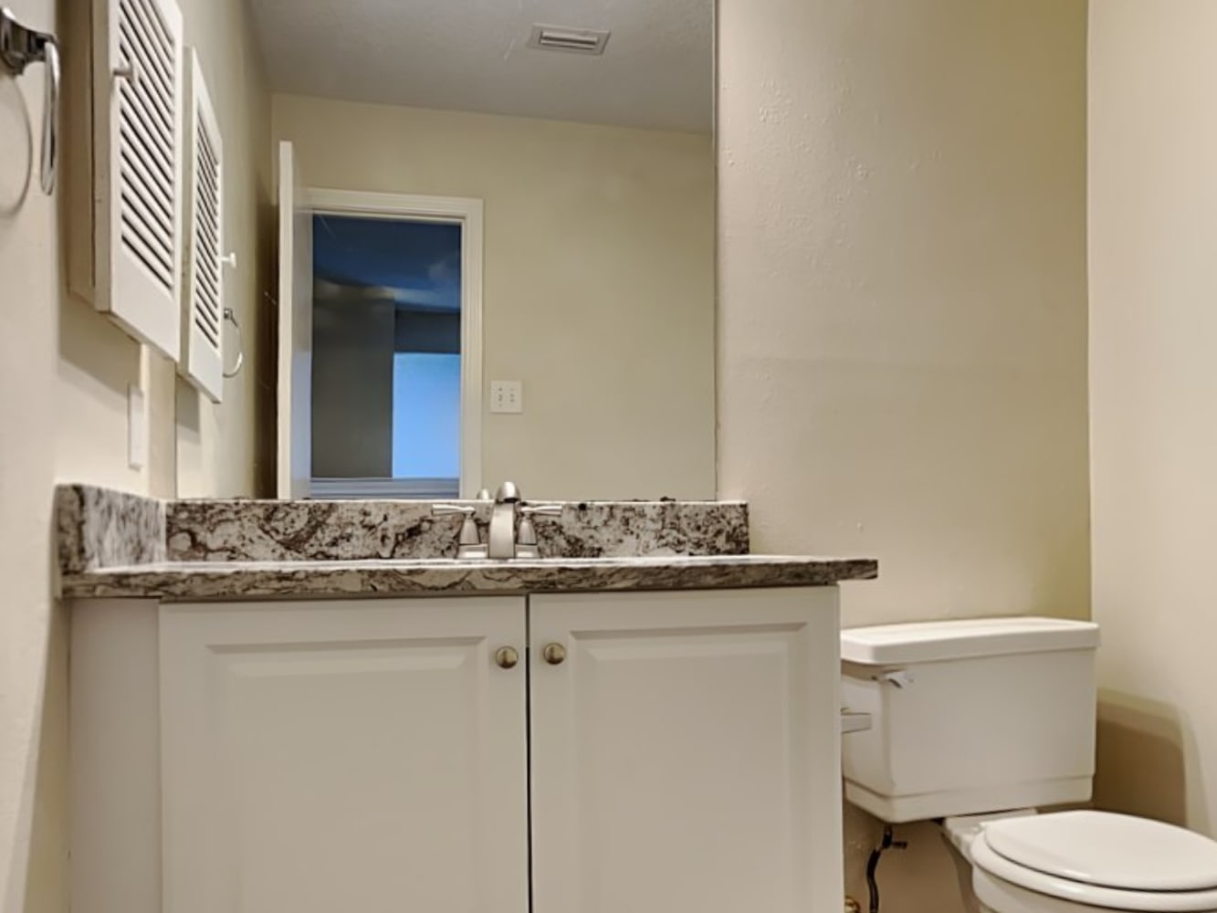 2404 Beaver Run, Garland photo 17