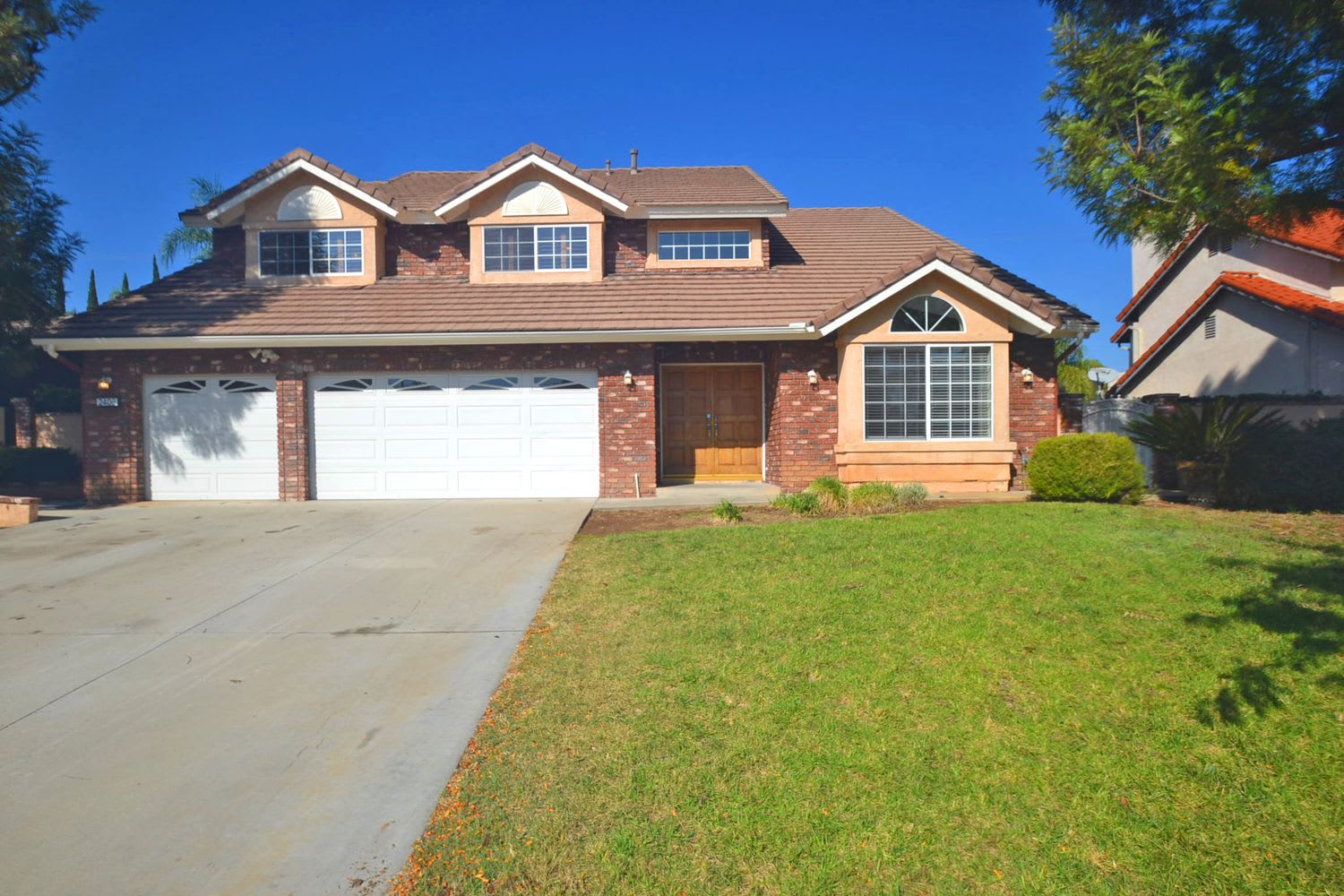 2408 Independence Cir, Corona photo 1
