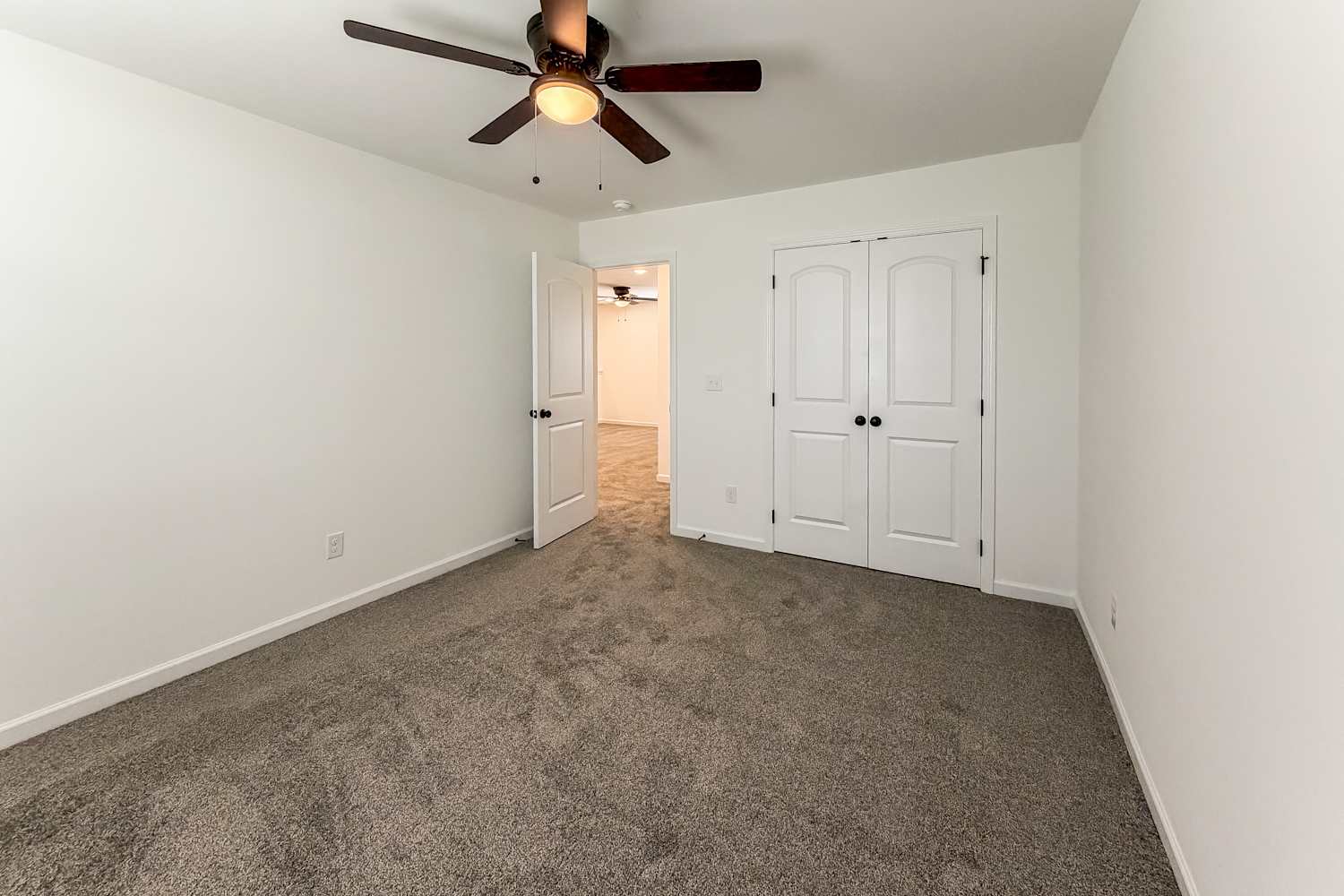 241 West Millbrook Dr, Spring Hill photo 14