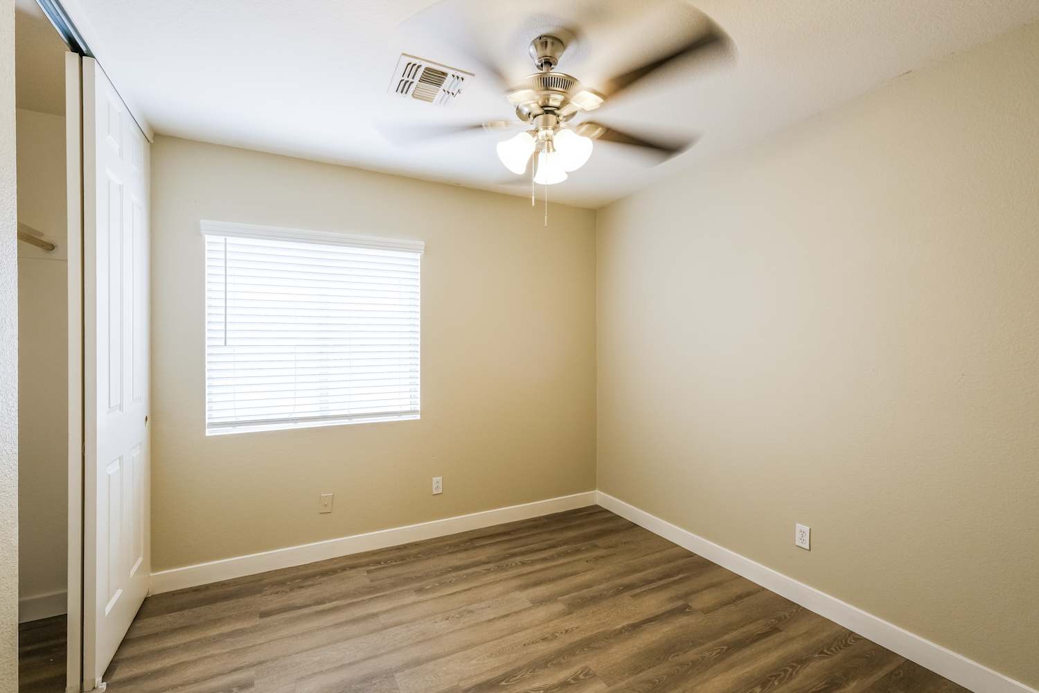 2419 S 84th Gln, Tolleson photo 14
