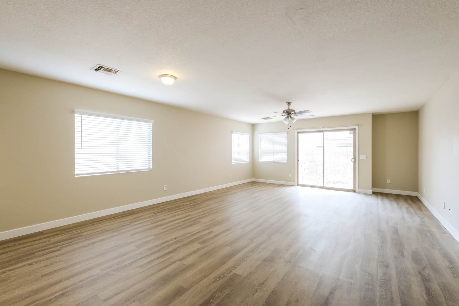 2419 S 84th Gln, Tolleson photo 6