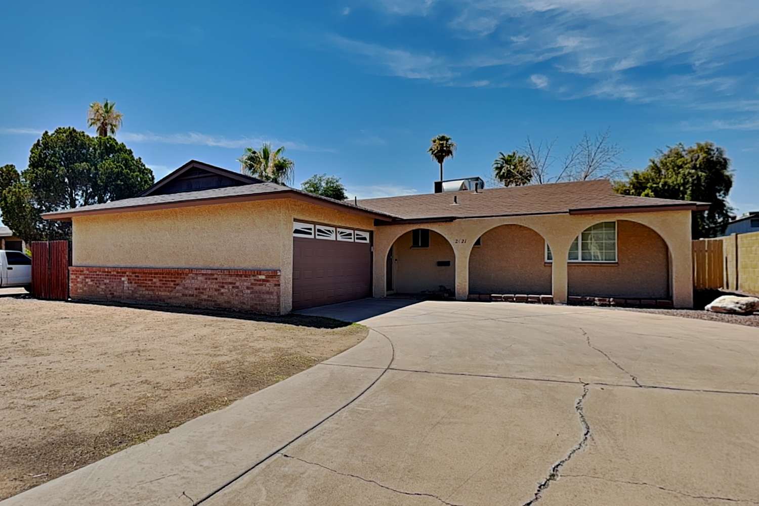 2421 E Sylvia St, Phoenix photo 1