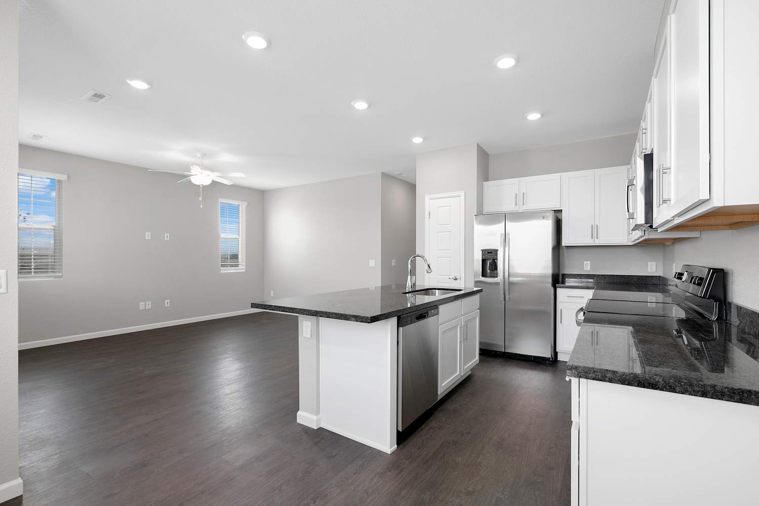 24233 E Mexico Ave, Aurora photo 9