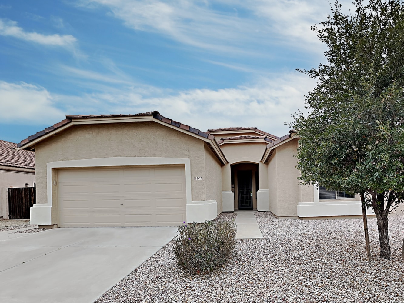 Front of 2425 W Ellis St, Phoenix, AZ