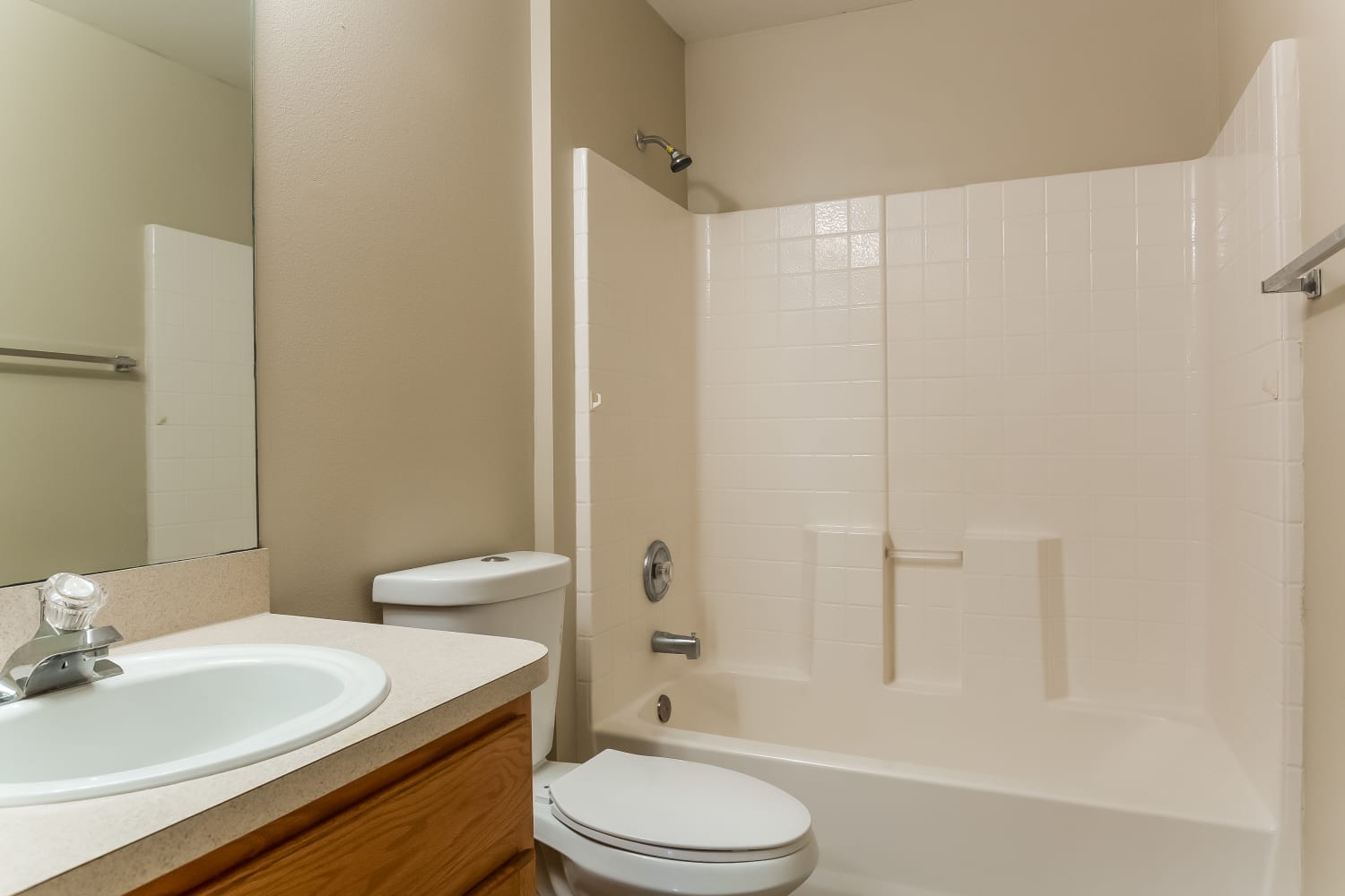 2434 Bayhill Dr, Melbourne photo 16