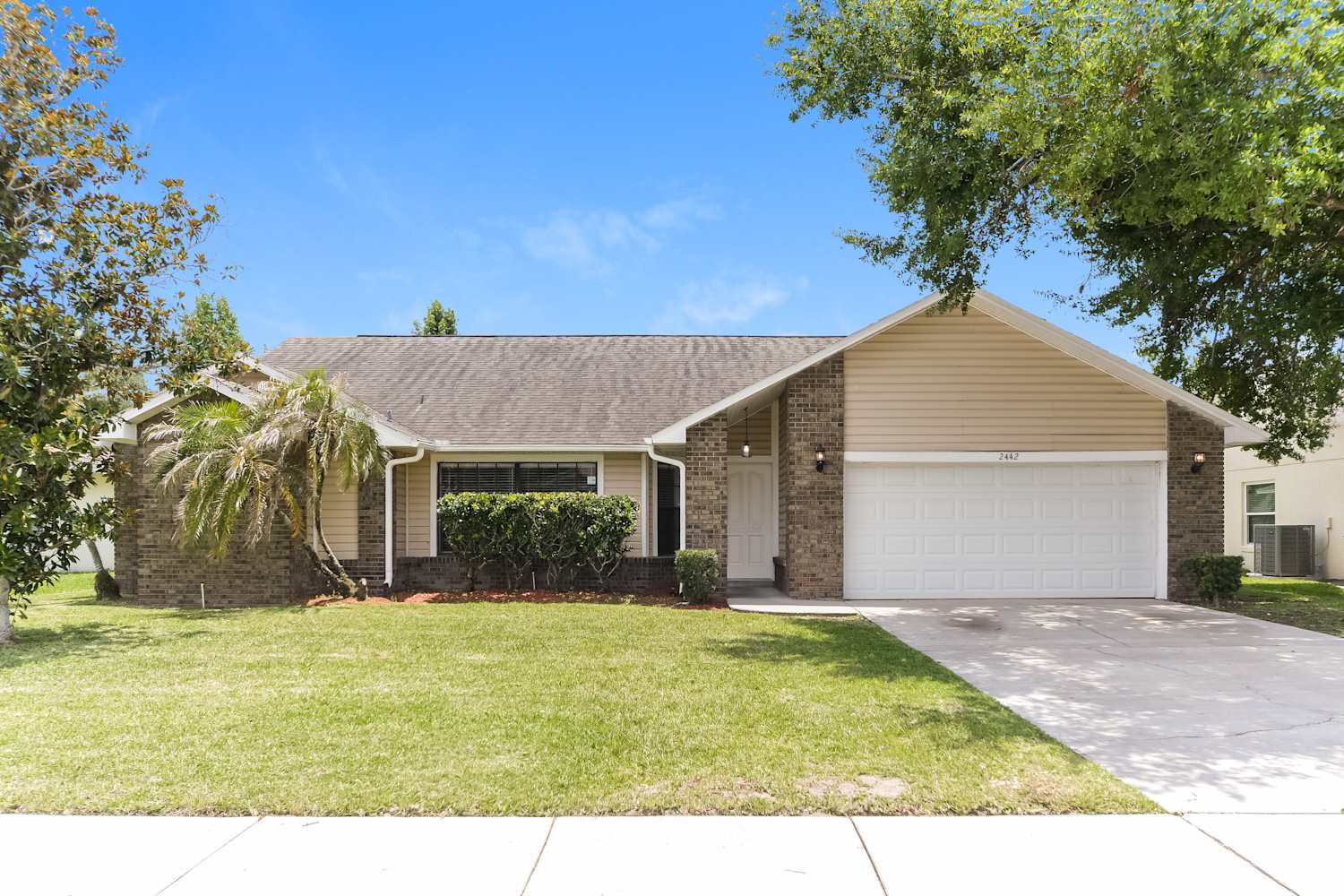 Front of 2442 Sweetwater Blvd, Saint Cloud, FL