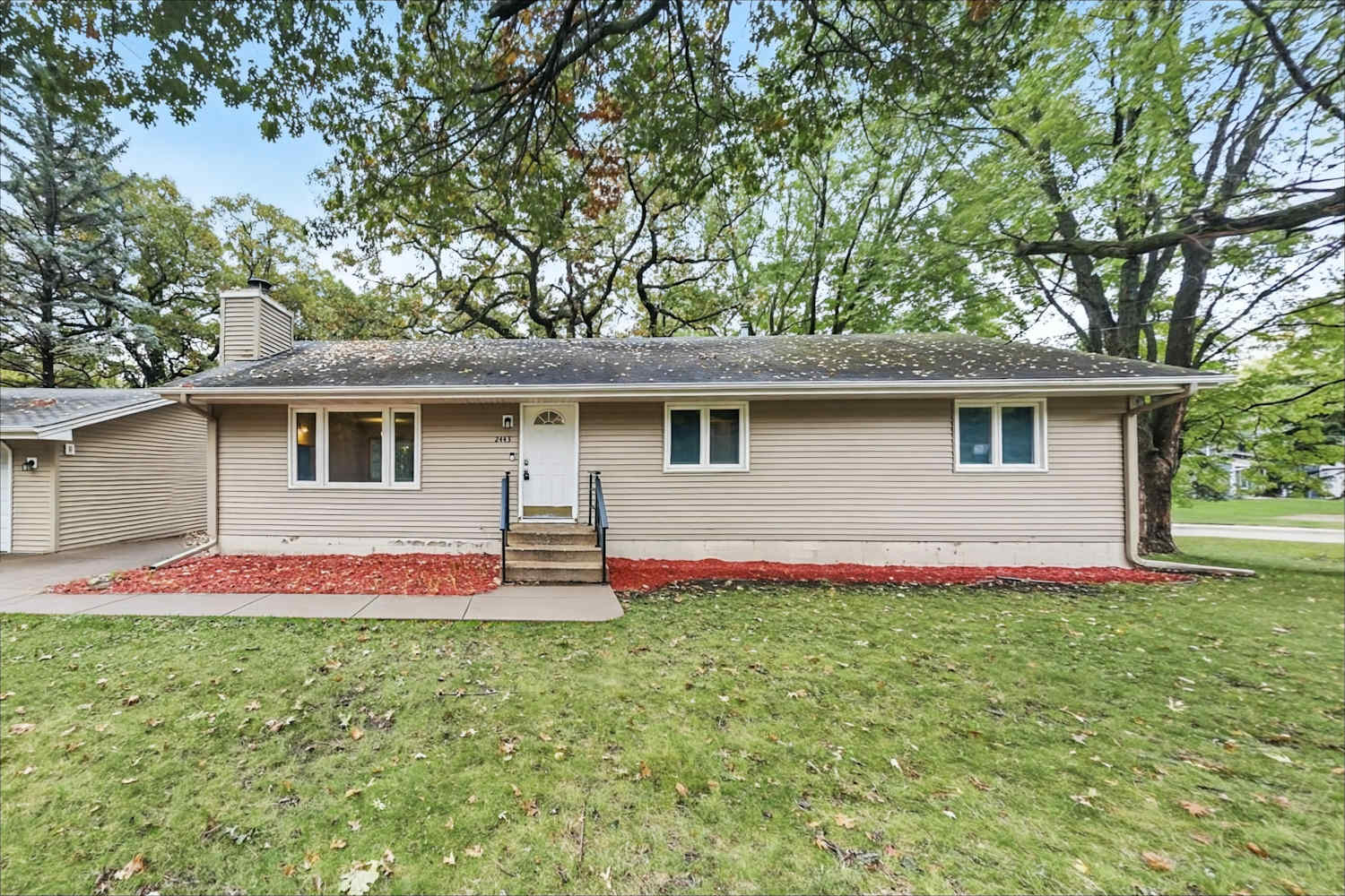 A house we rent in Oakdale, MN