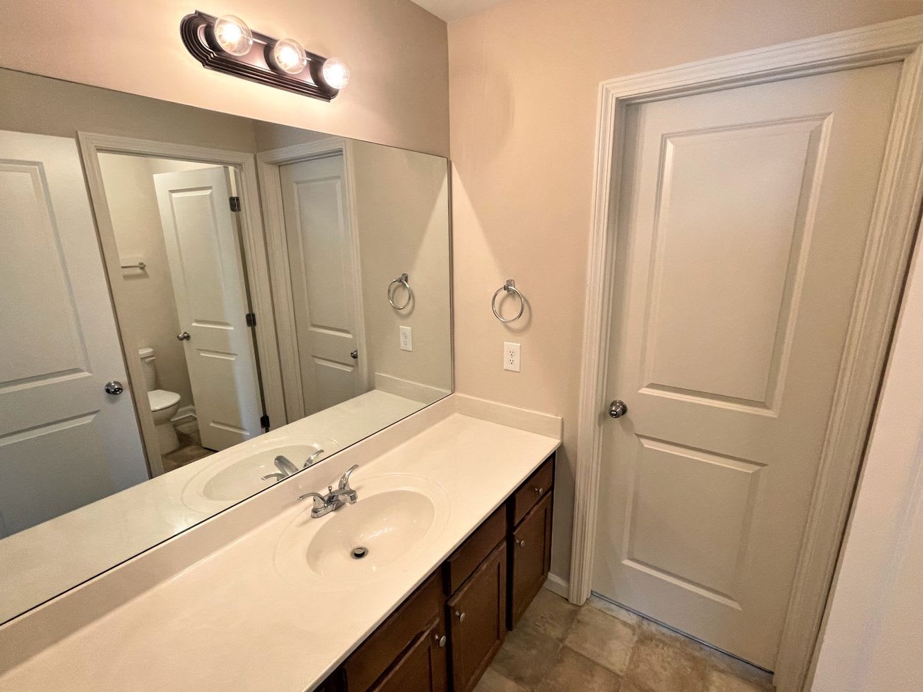 2445 Valley Creek Dr, Lithia Springs photo 14