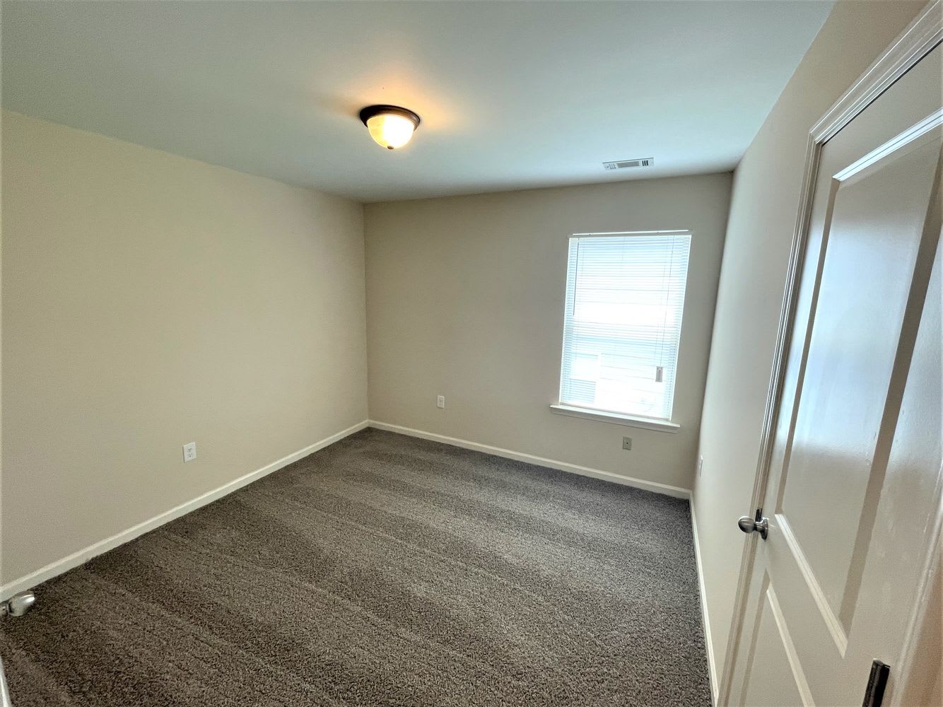 2445 Valley Creek Dr, Lithia Springs photo 9