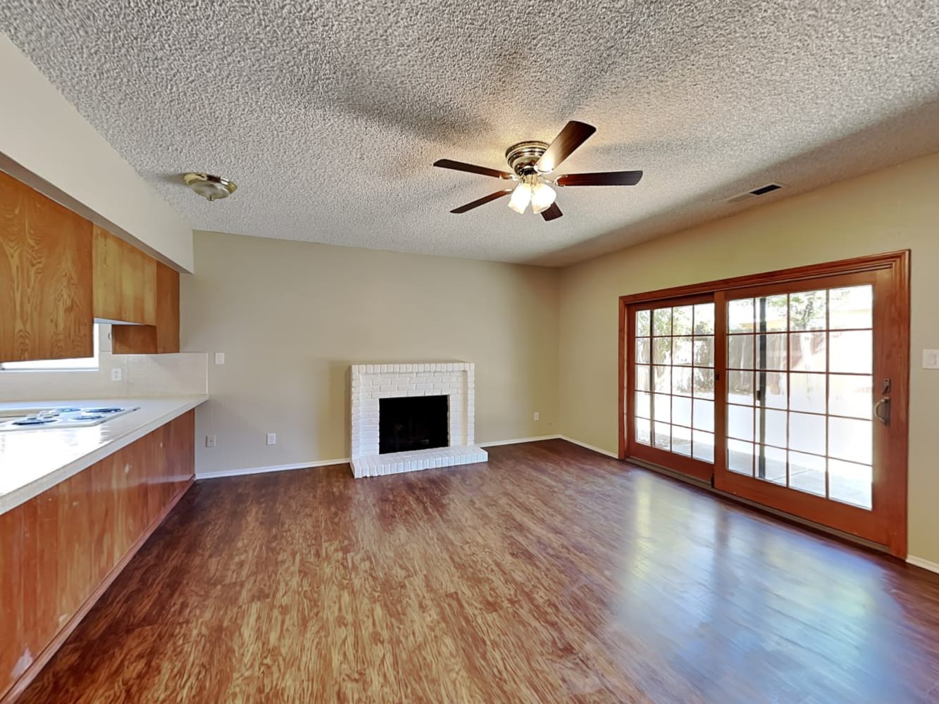 2453 Aramon Dr, Rancho Cordova photo 6