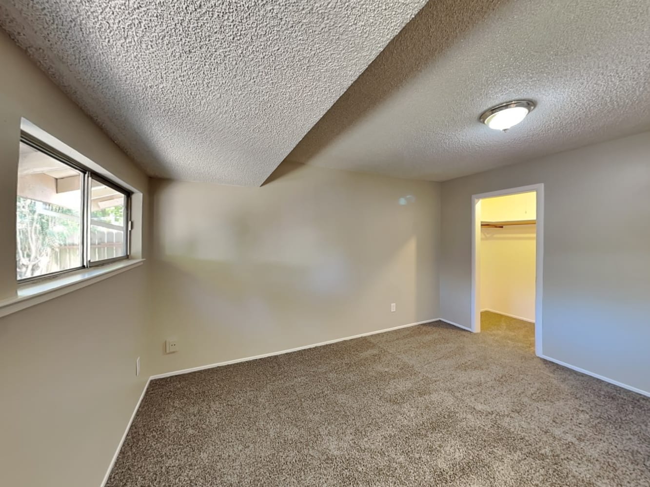 2453 Aramon Dr, Rancho Cordova photo 9