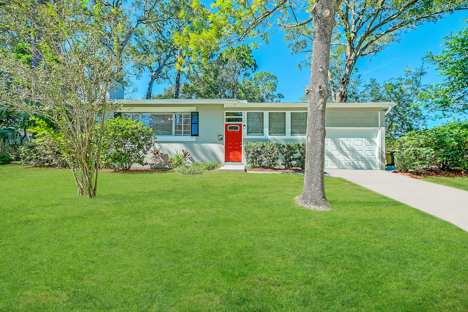 2459 Mercer Cir S, Jacksonville photo 1
